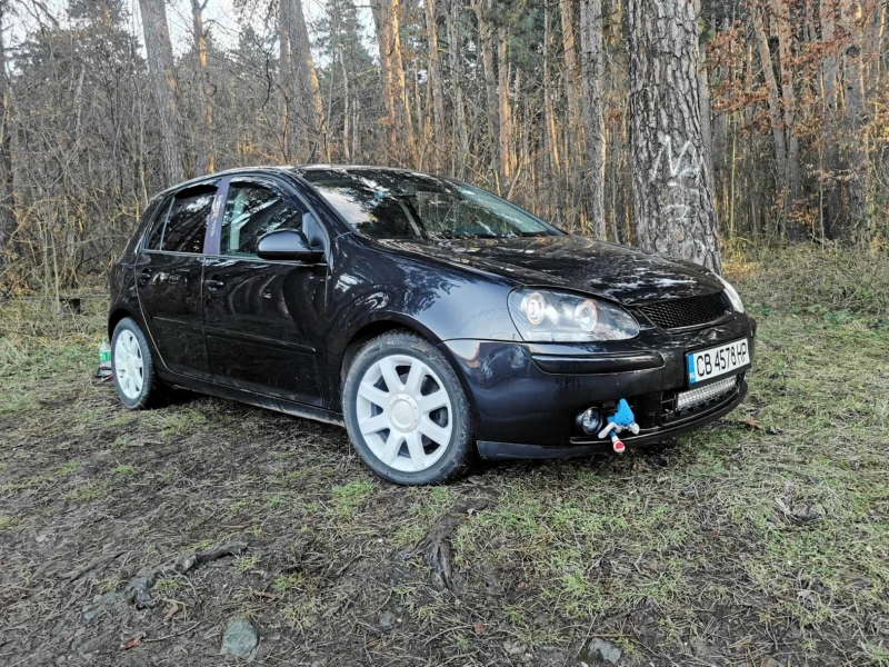 VW Golf 5 bkd, снимка 1 - Автомобили и джипове - 48828744