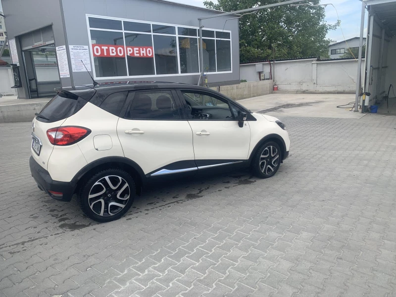 Renault Captur 1.5, снимка 6 - Автомобили и джипове - 52730112