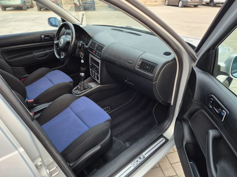 VW Golf 1, 9 TDI  Уникален, юбилеен, 113, 000км!!!, снимка 9 - Автомобили и джипове - 52324147