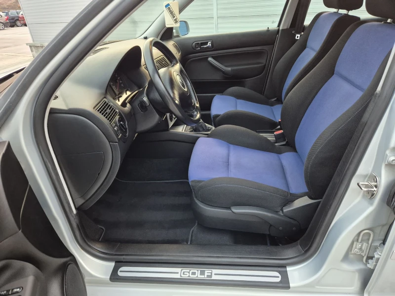 VW Golf 1, 9 TDI  Уникален, юбилеен, 113, 000км!!!, снимка 7 - Автомобили и джипове - 52324147