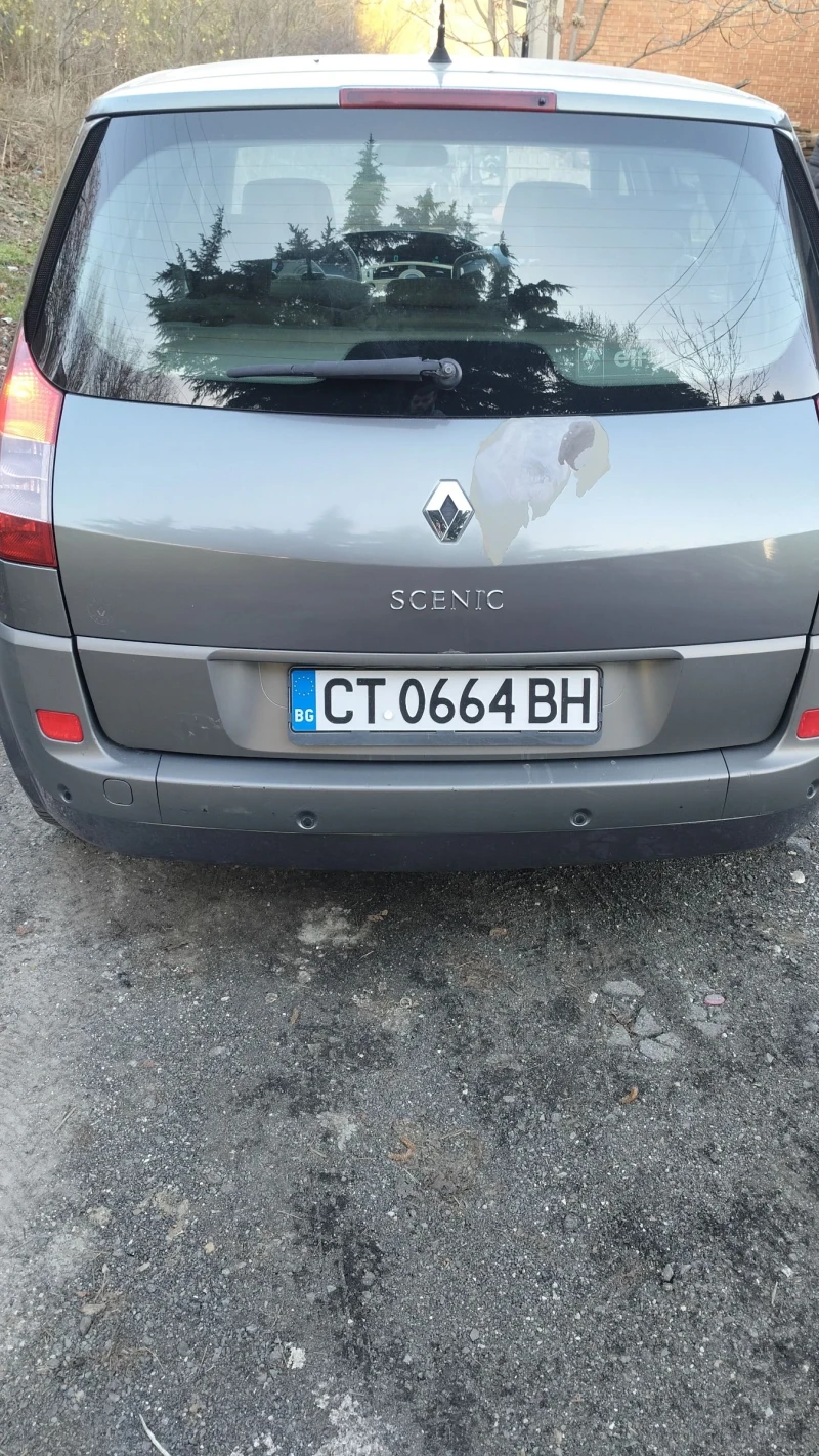Renault Scenic 1.6i, снимка 4 - Автомобили и джипове - 53059688