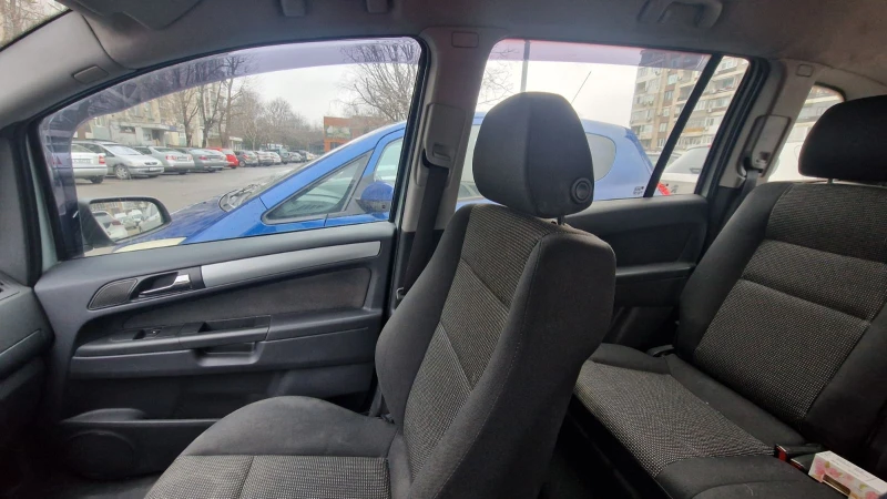 Opel Zafira 1.6 метан, снимка 11 - Автомобили и джипове - 53194444
