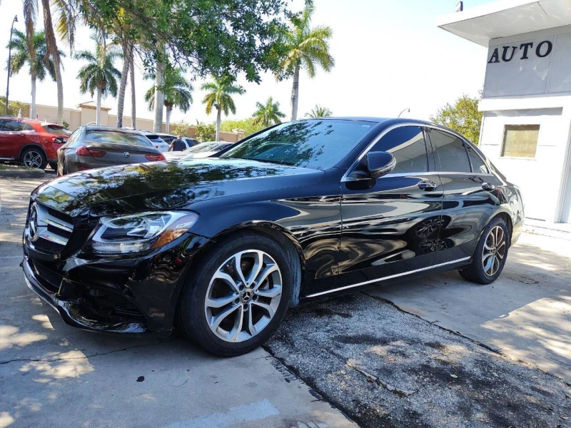 Mercedes-Benz C 300, снимка 4 - Автомобили и джипове - 53442203