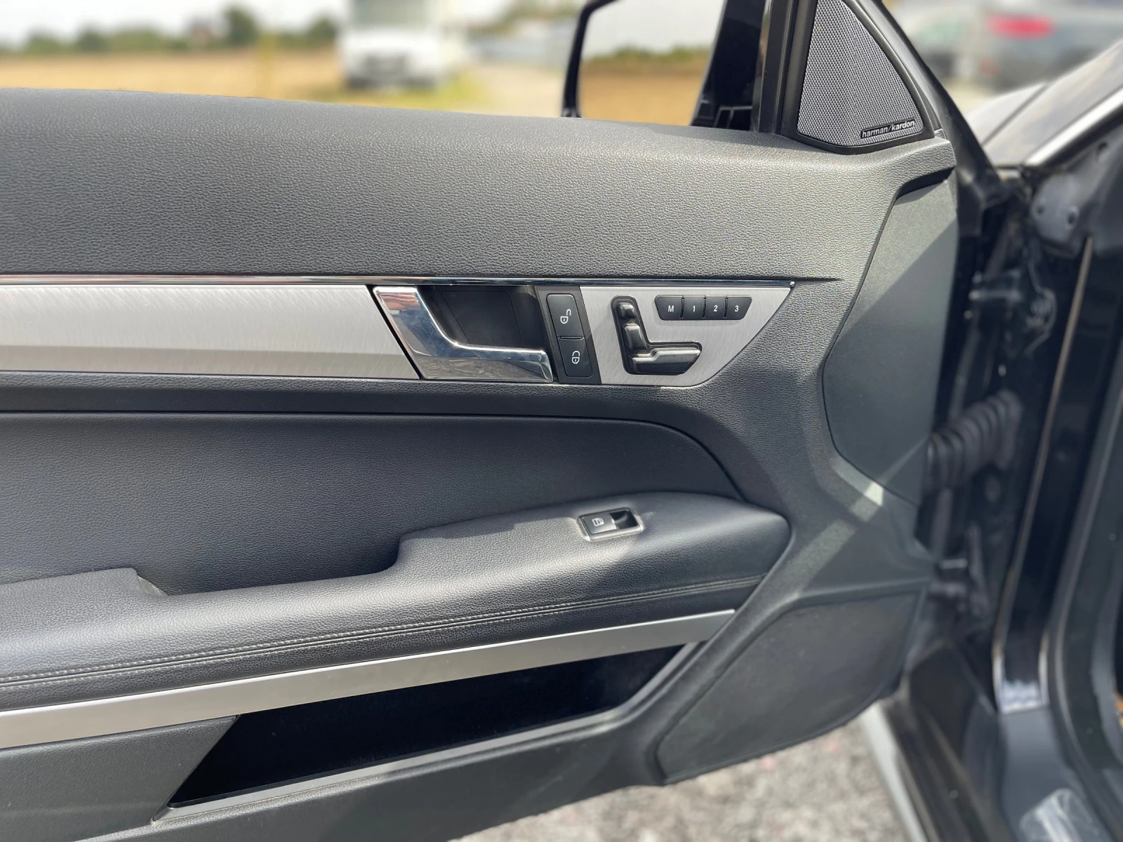 Mercedes-Benz E 250 207 купе на части  | Mobile.bg — изображение 11