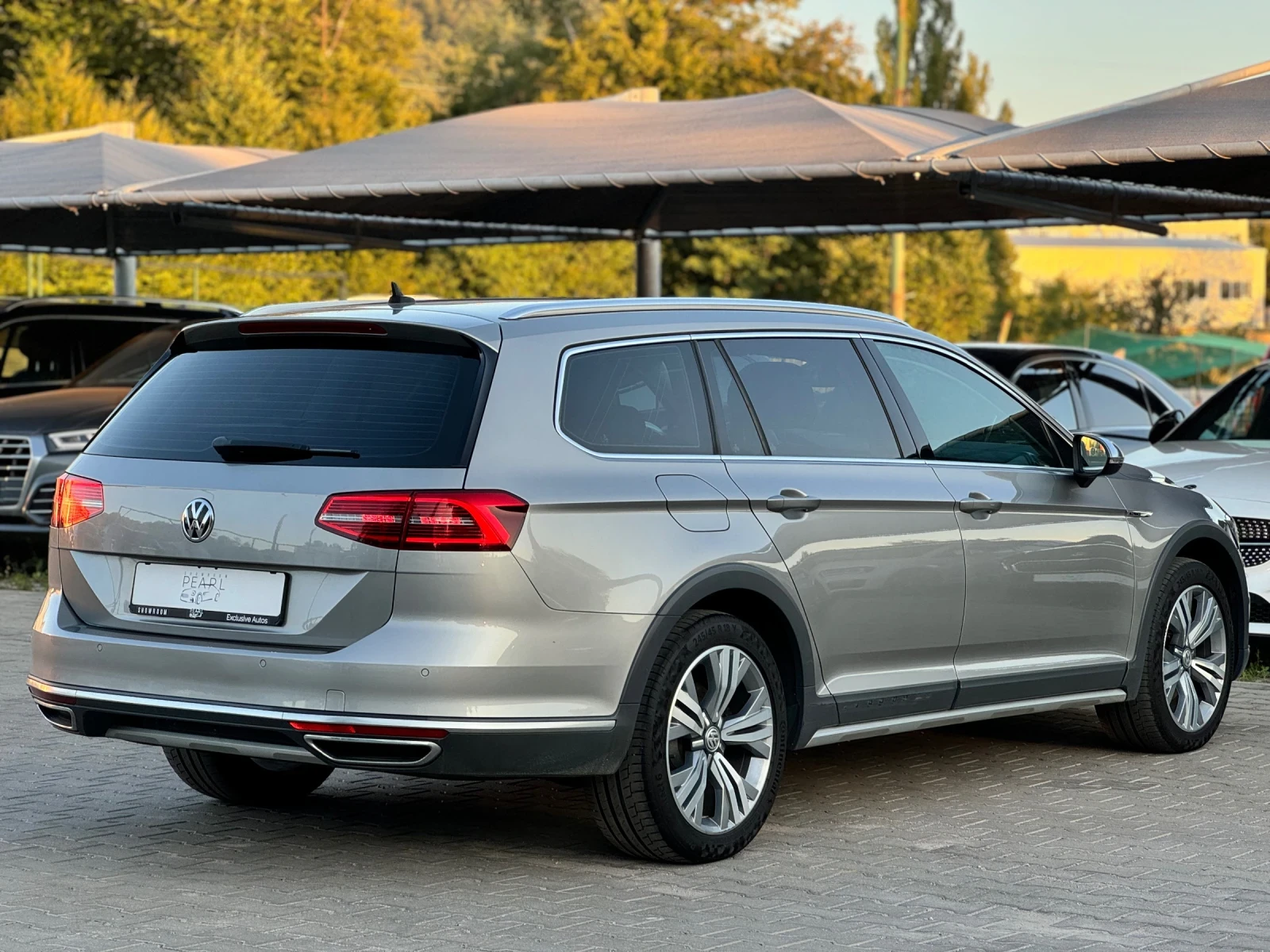 VW Passat ALLTRACK 2.0TDI 4MOTION LED FullAssist PANO NAVI - изображение 5