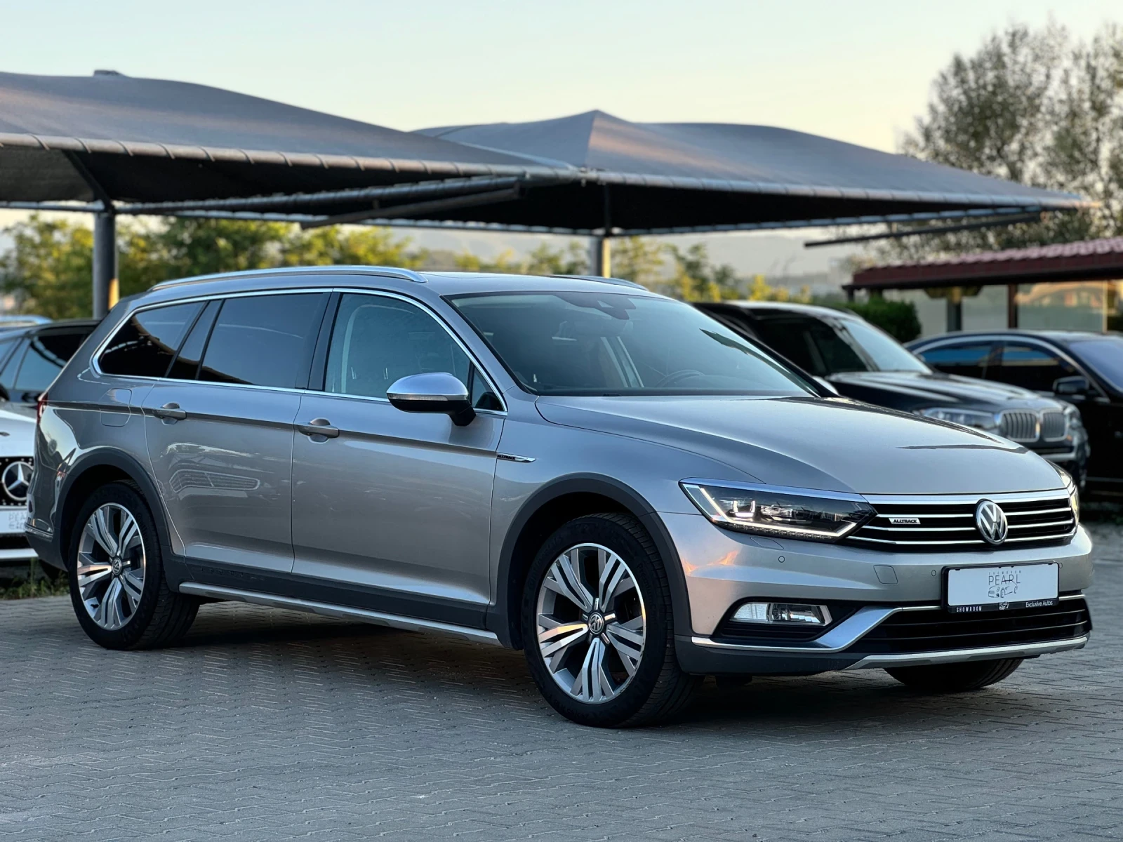 VW Passat ALLTRACK 2.0TDI 4MOTION LED FullAssist PANO NAVI - изображение 3