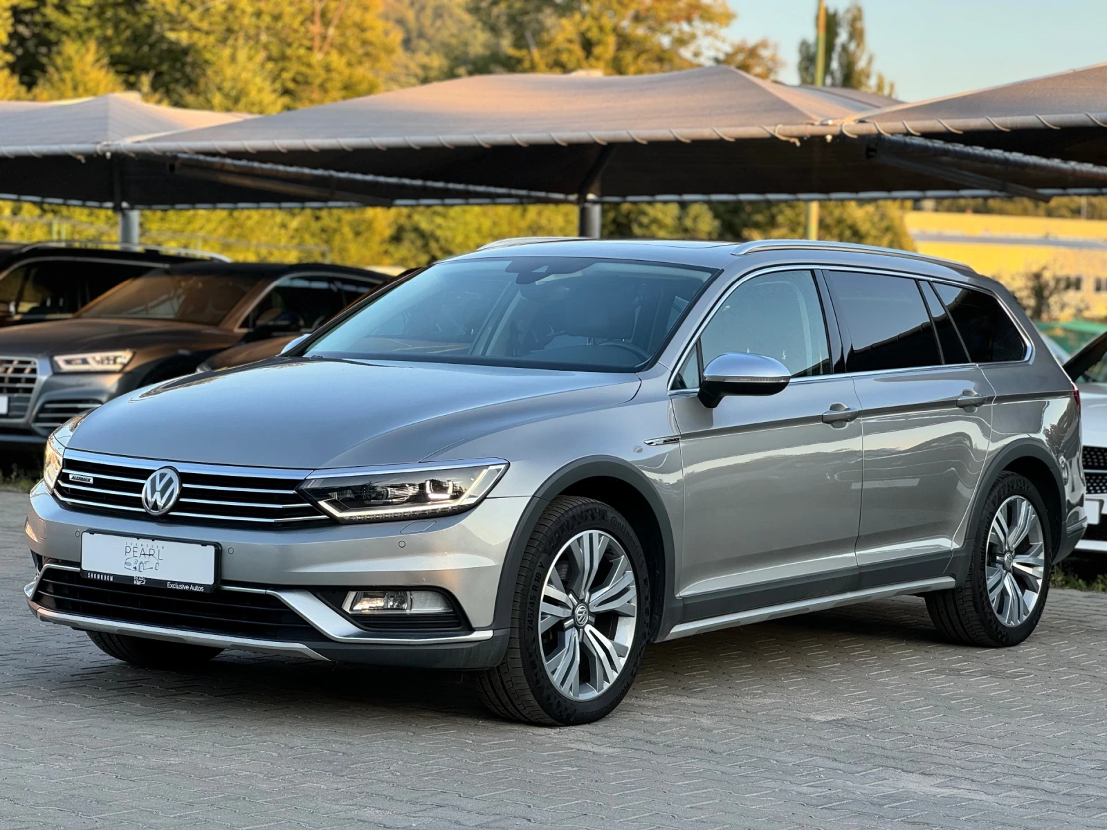 VW Passat ALLTRACK 2.0TDI 4MOTION LED FullAssist PANO NAVI - изображение 2