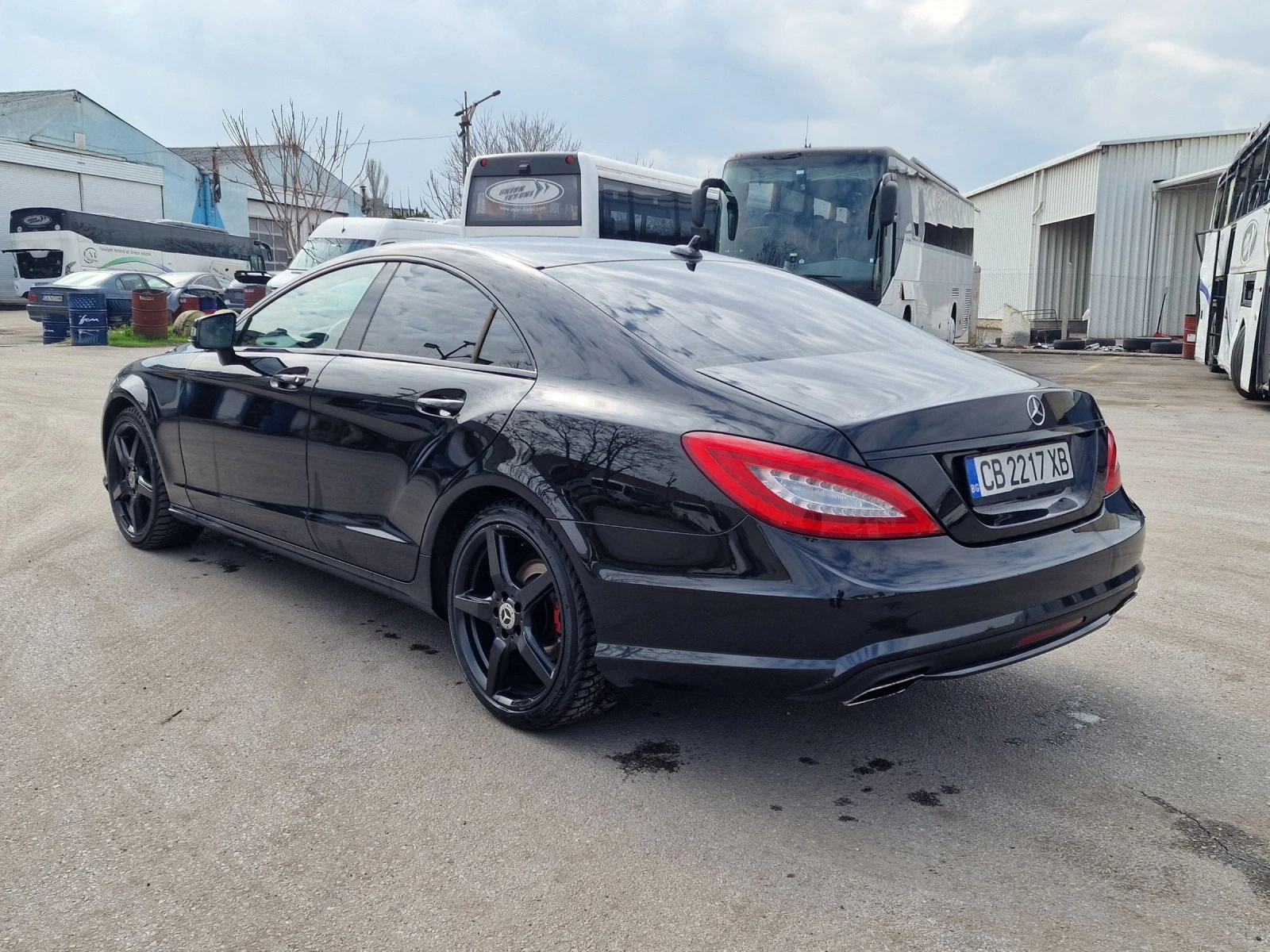 Mercedes-Benz CLS 350 AMG 4MATIC 187000KM BARTER - изображение 7