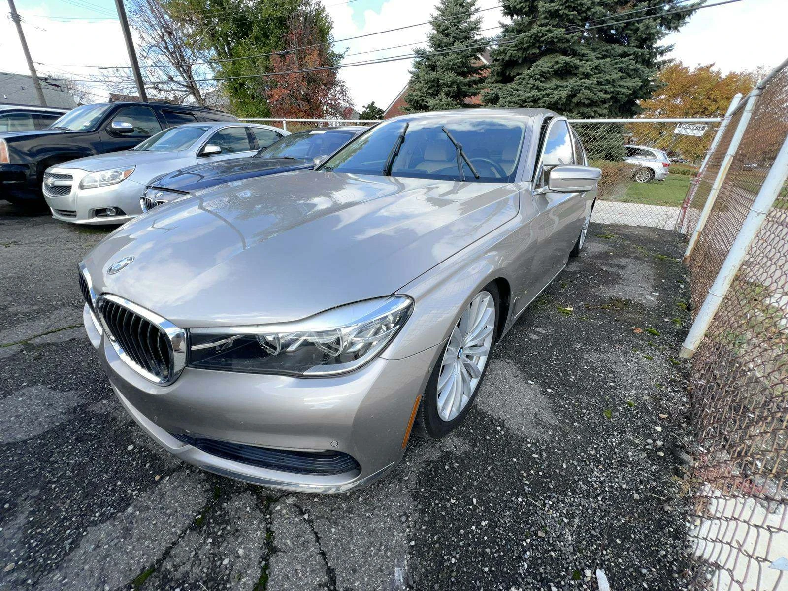 BMW 740 Sedan 740i - [1] 