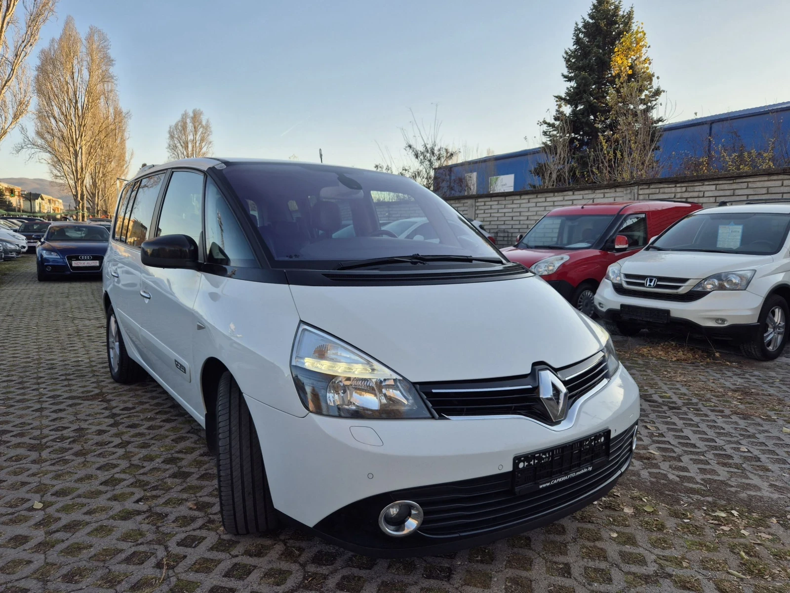 Renault Espace 2.0 dci 150k.s.NAVI KAMERA - изображение 3