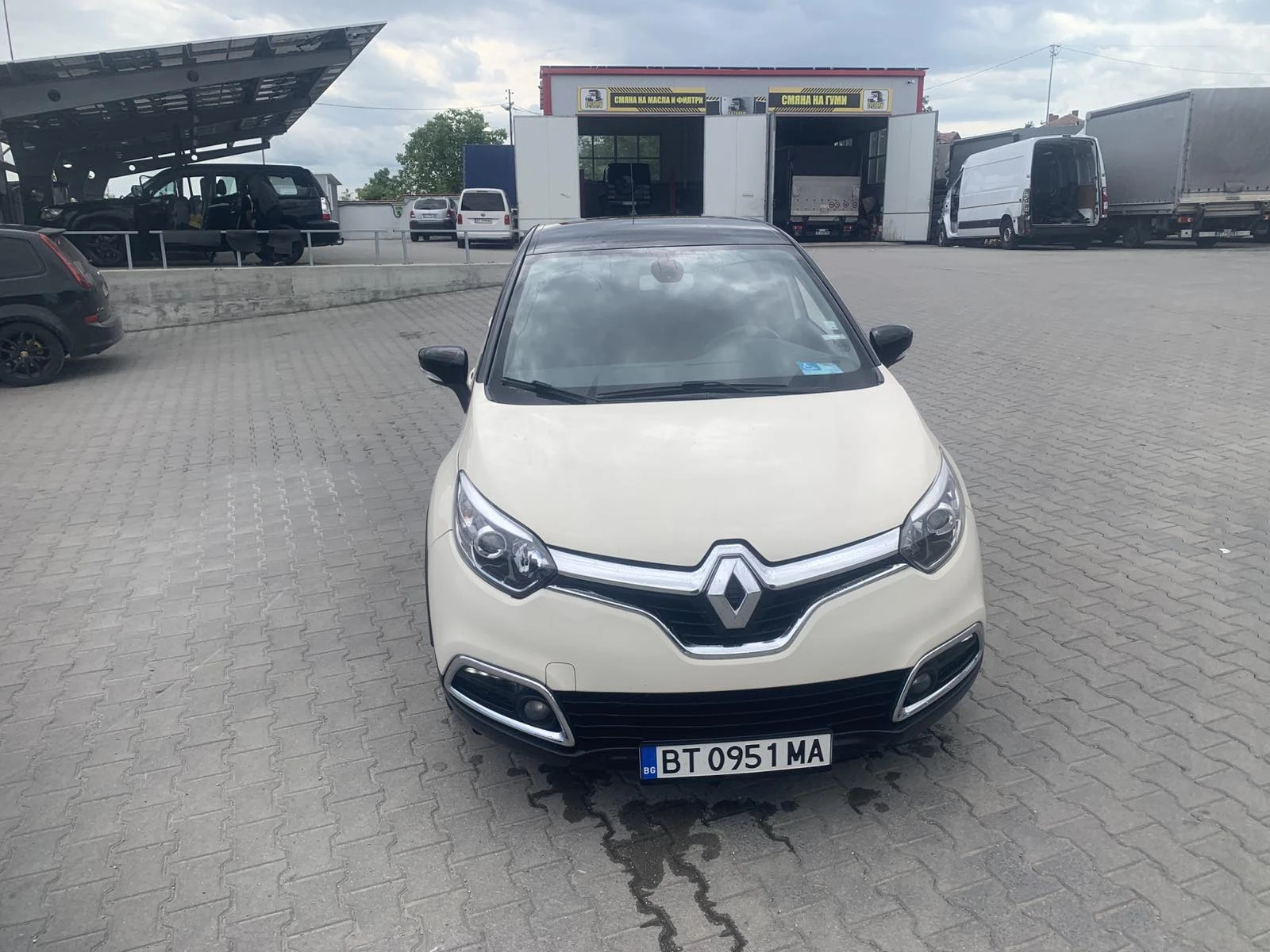 Renault Captur 1.5 - изображение 5