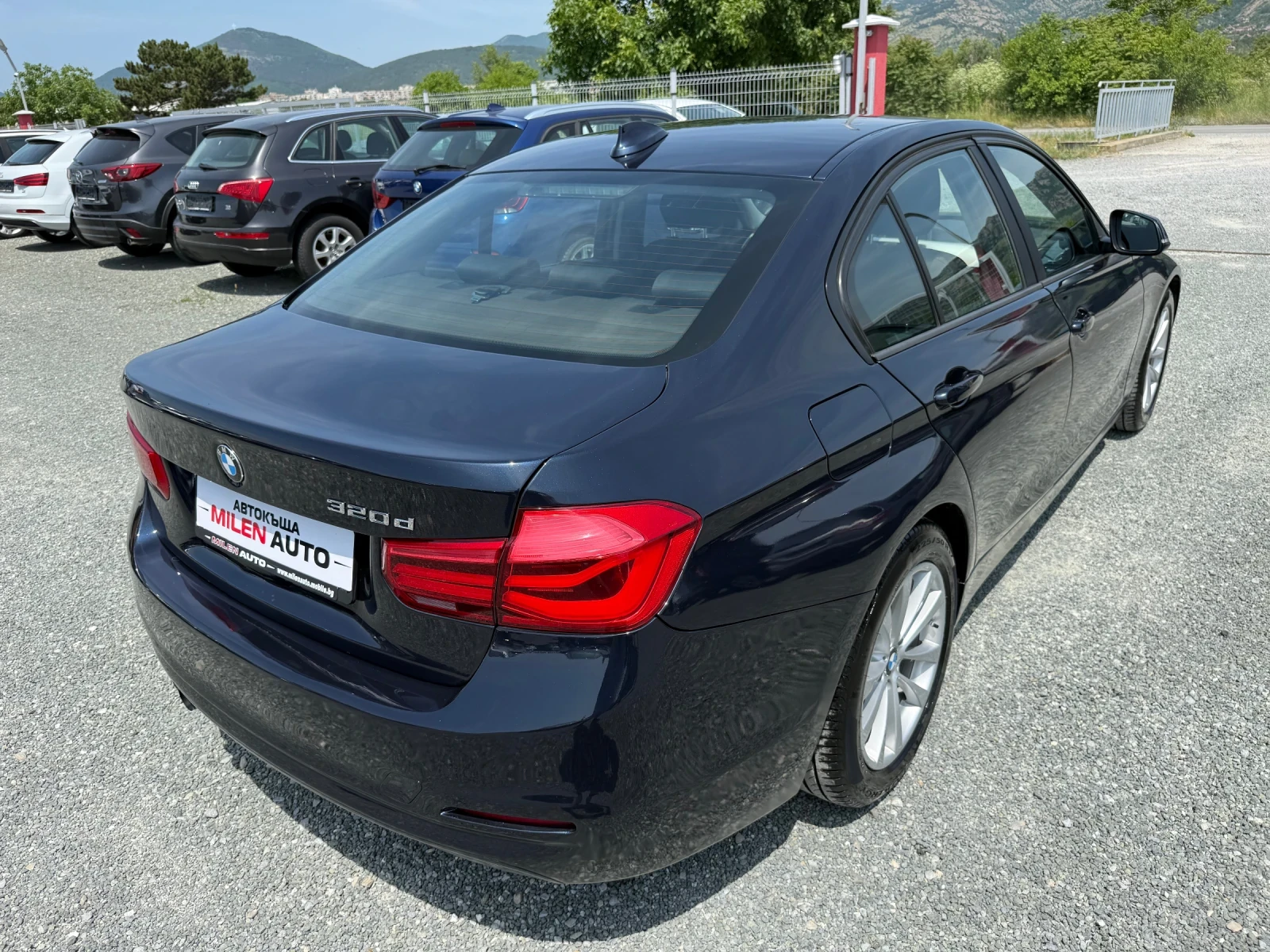 BMW 320 (KATO НОВА) - изображение 6