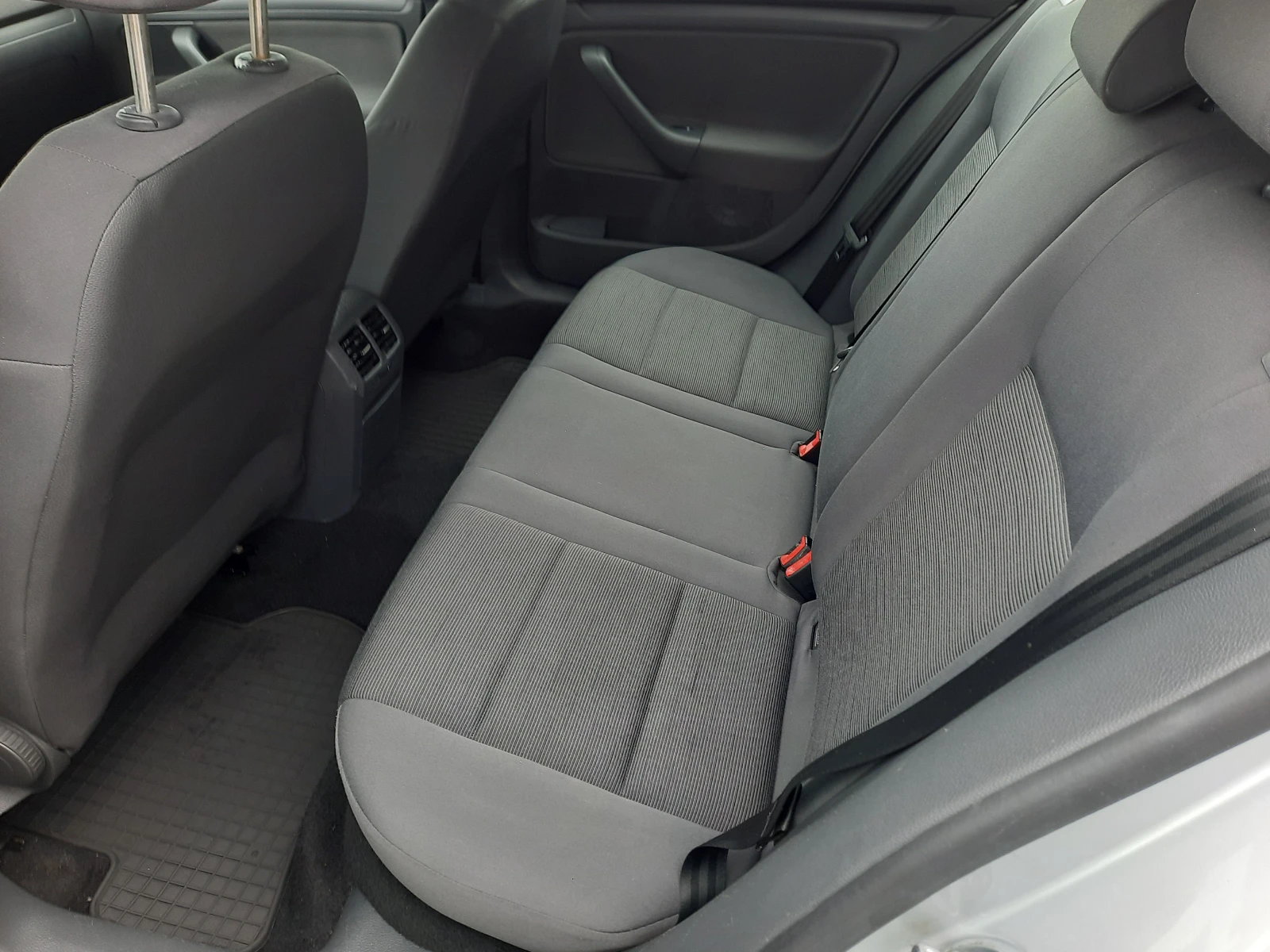 VW Golf 1.4i - изображение 7