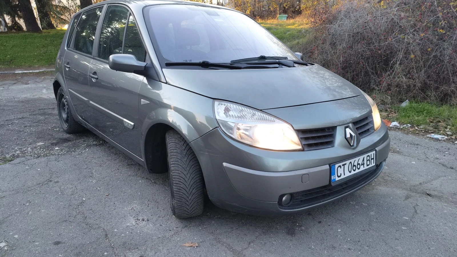 Renault Scenic 1.6i - изображение 3