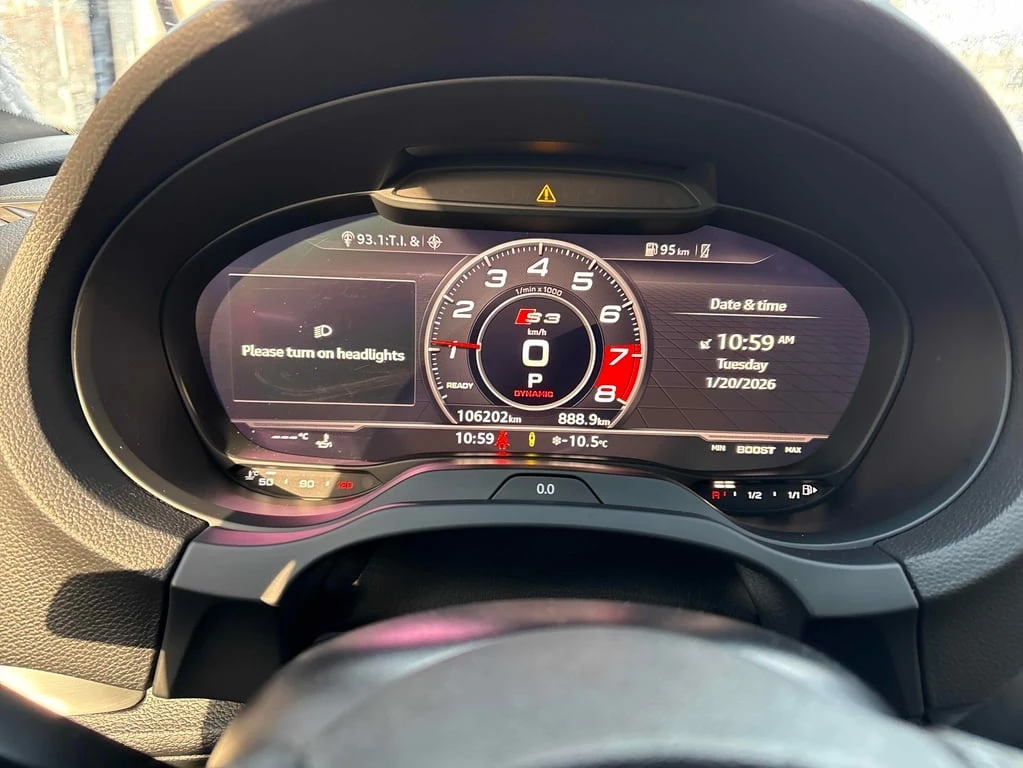 Audi S3 2.0T Technik  CARFAX - изображение 8