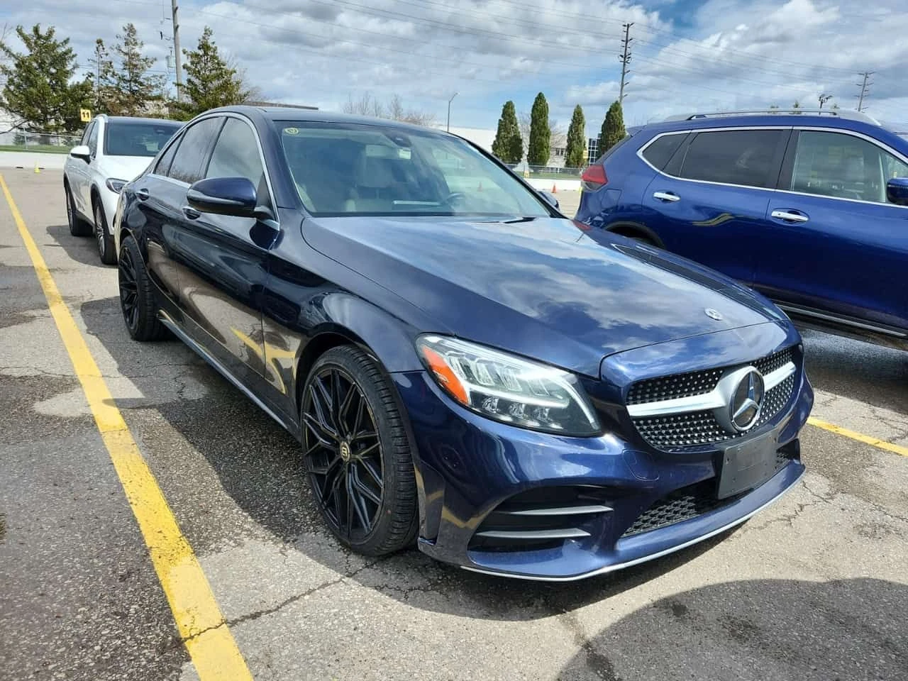 Mercedes-Benz C 300 * АВТОКРЕДИТ БЕЗ ПЪРВОНАЧАЛНА ВНОСКА, снимка 2 - Автомобили и джипове - 54627729