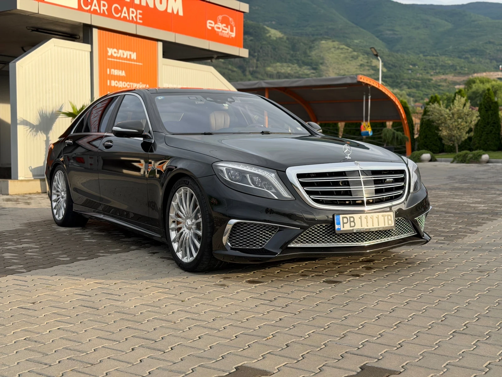 Mercedes-Benz S 65 AMG V12