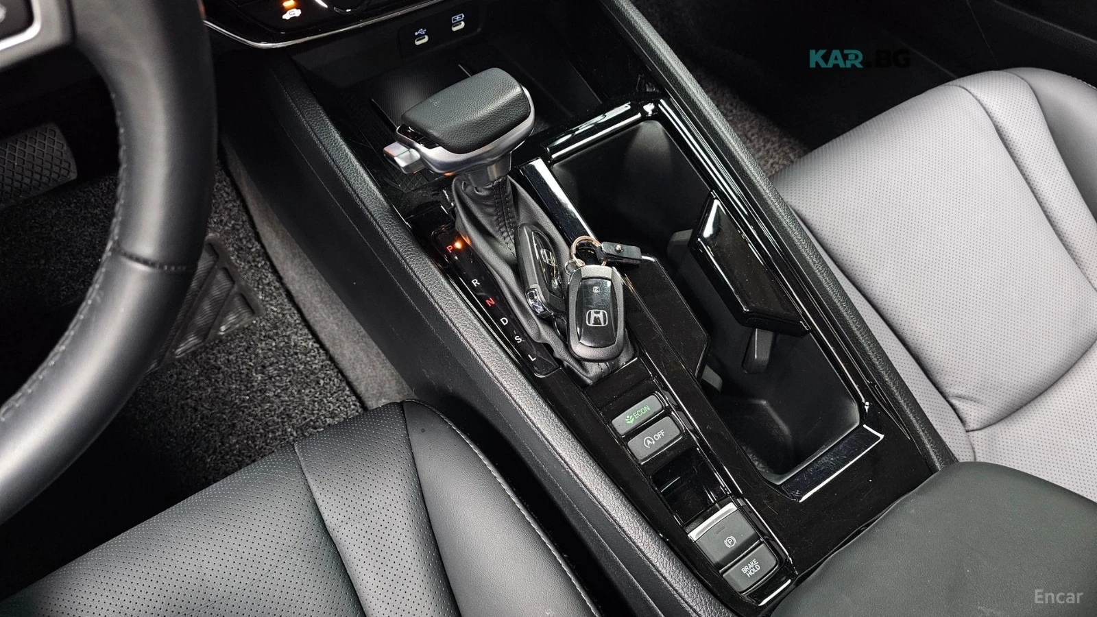 Honda Accord 1.5* TURBO* DISTRONIC* КАМЕРА* ПОДГРЕВ* SUNROOF* , снимка 13 - Автомобили и джипове - 55087107