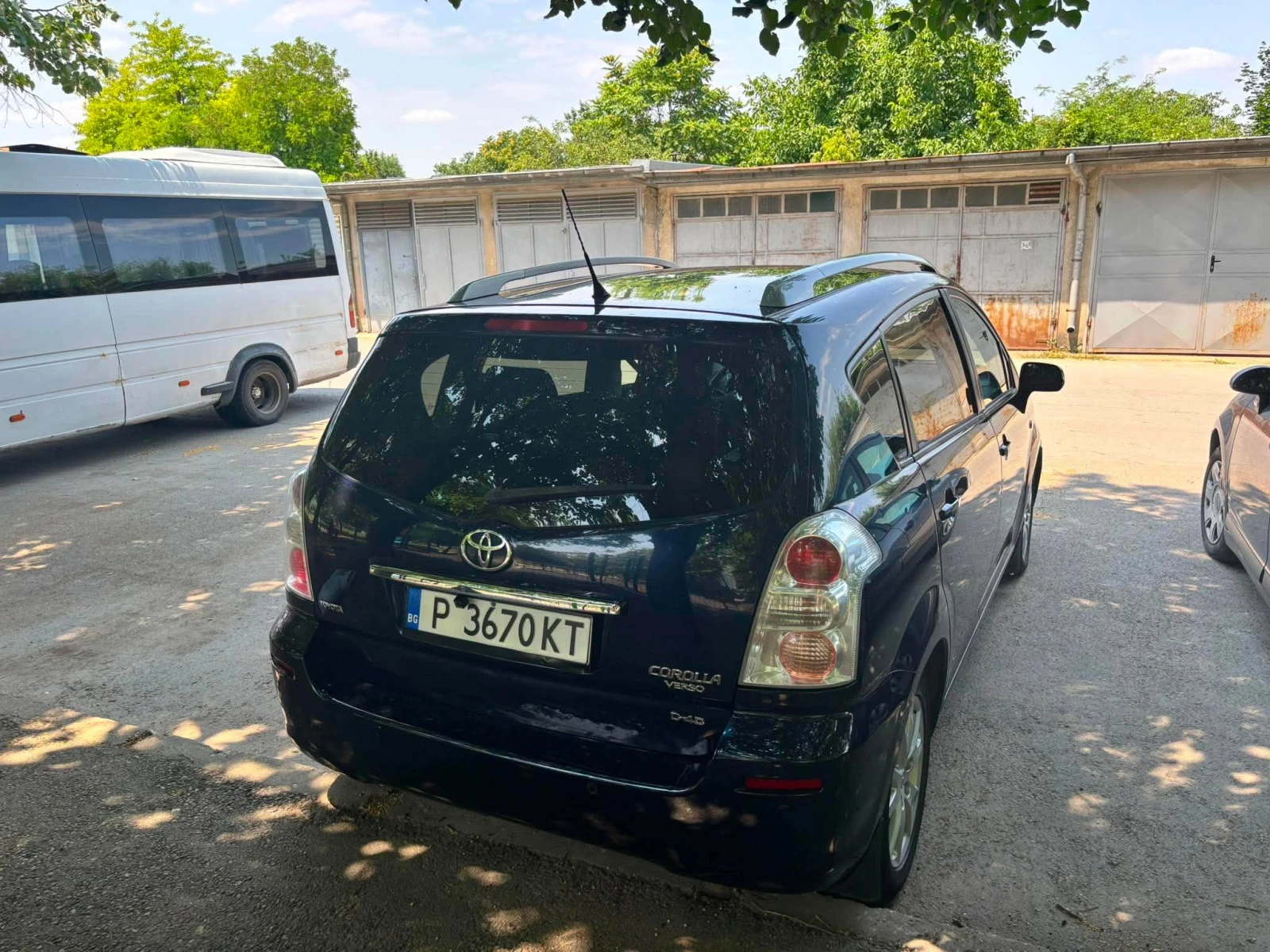 Toyota Corolla verso, снимка 4 - Автомобили и джипове - 55245195