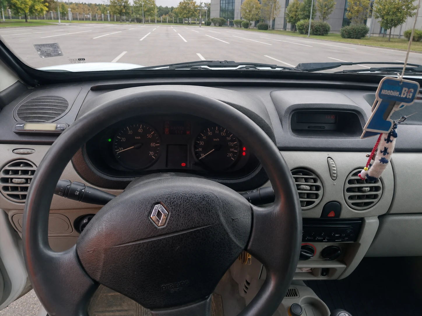 Renault Kangoo 1.5 dCi 70, снимка 15 - Автомобили и джипове - 55391245
