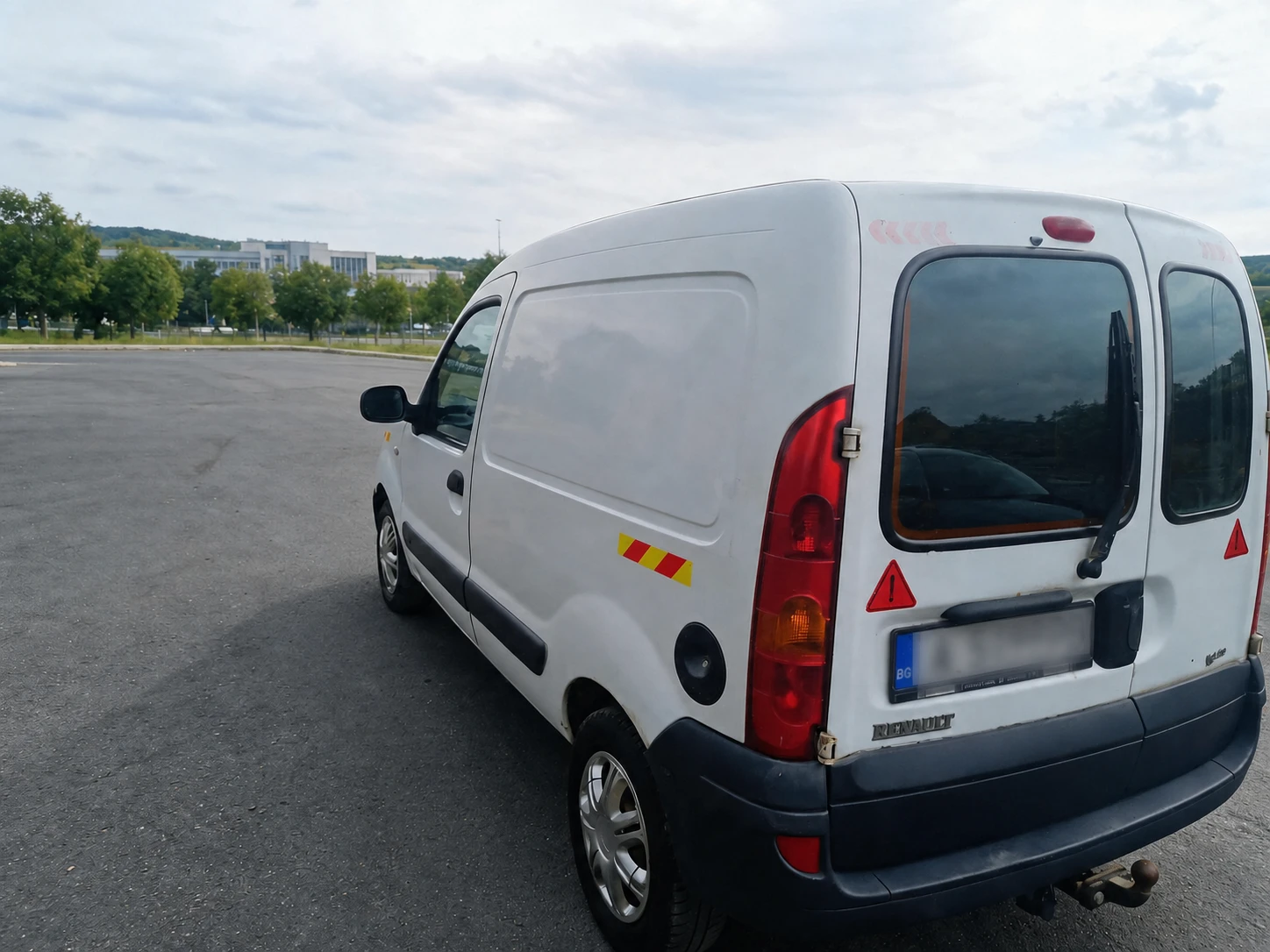 Renault Kangoo 1.5 dCi 70, снимка 8 - Автомобили и джипове - 55391245