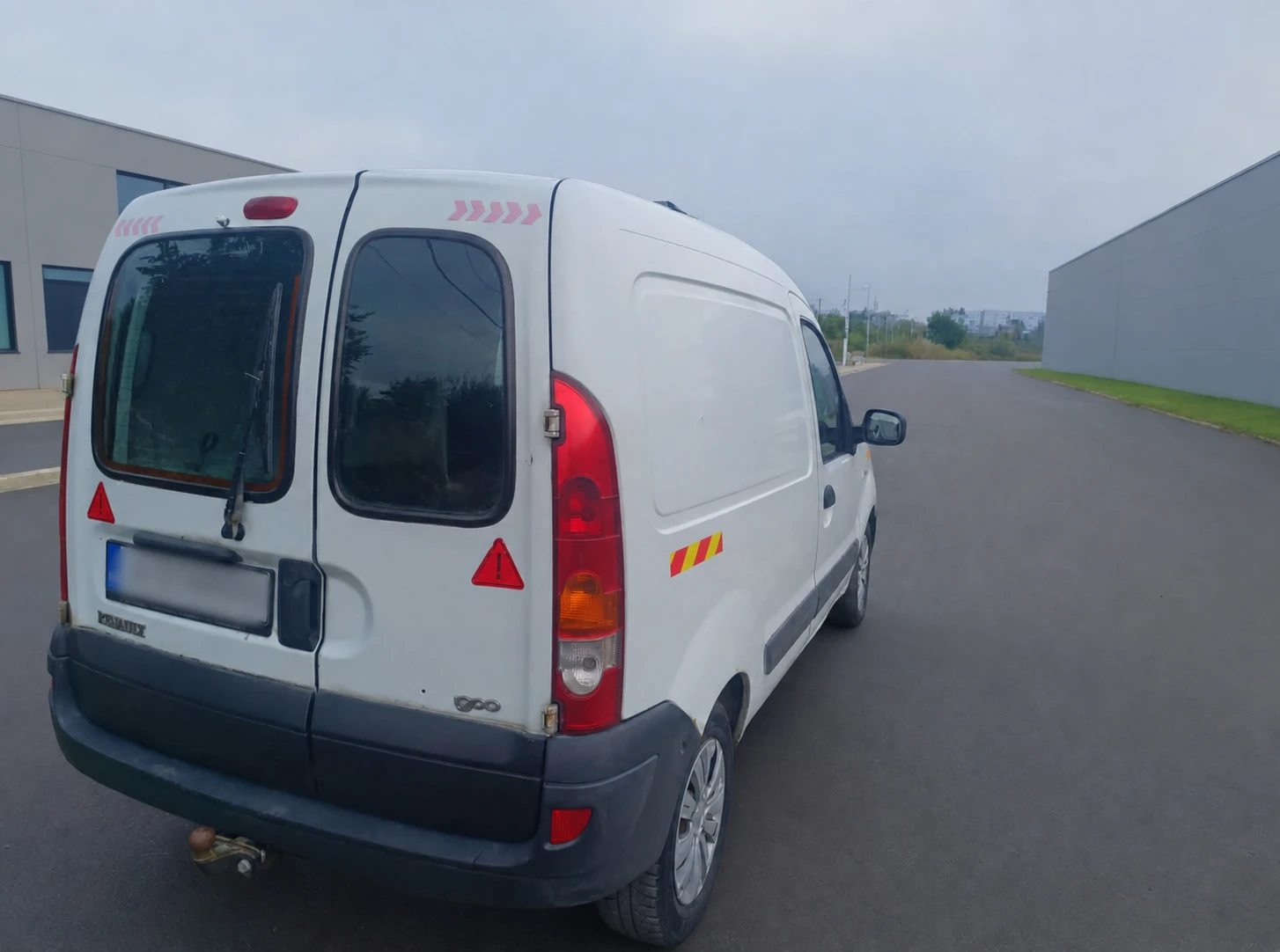 Renault Kangoo 1.5 dCi 70, снимка 7 - Автомобили и джипове - 55391245