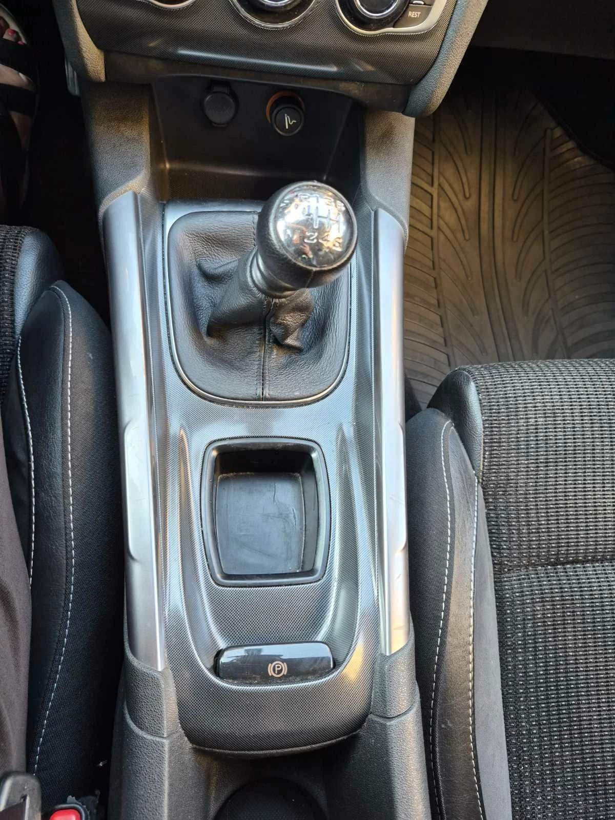 Citroen C4, снимка 13 - Автомобили и джипове - 55848427