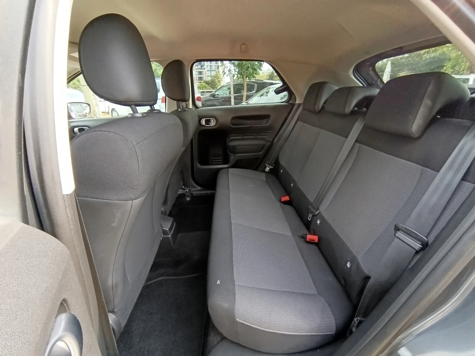Citroen C4 Cactus AUTOMATIC, снимка 15 - Автомобили и джипове - 55952927