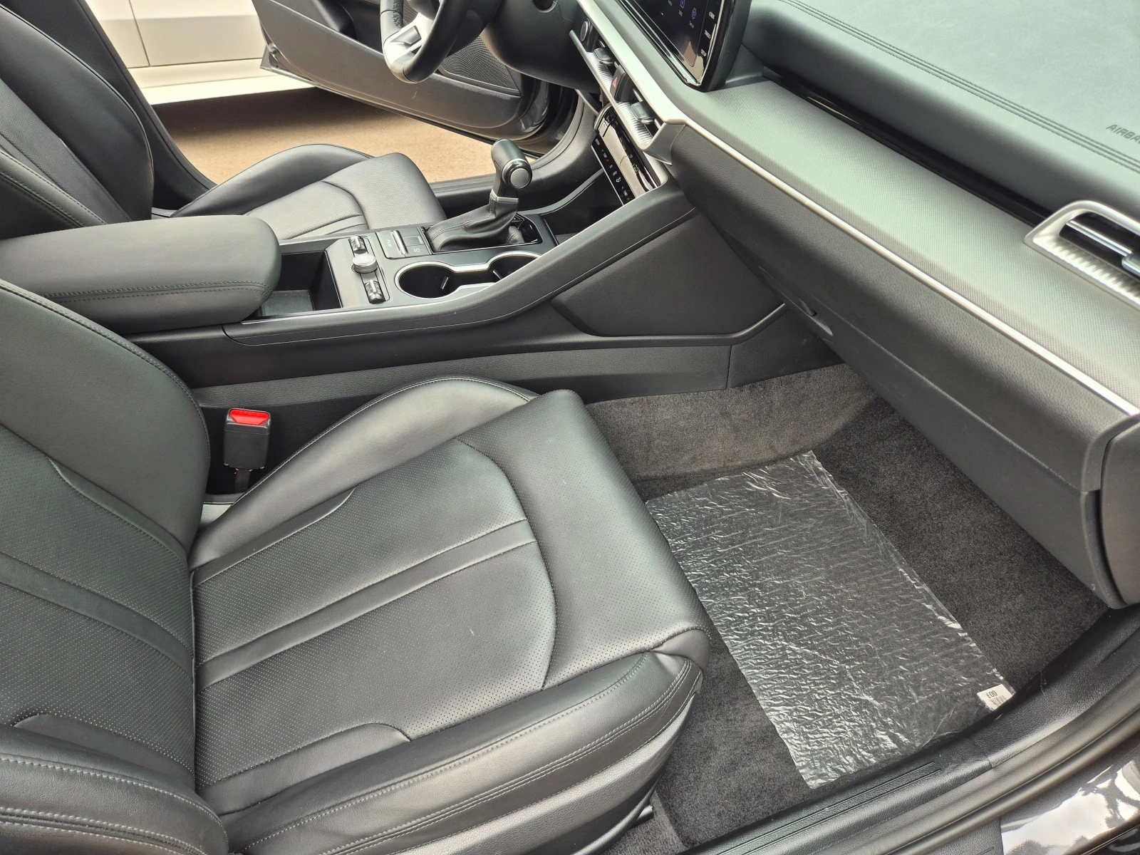 Kia K5 2.0 cm3 LPG наличен в БГ, снимка 7 - Автомобили и джипове - 56080809