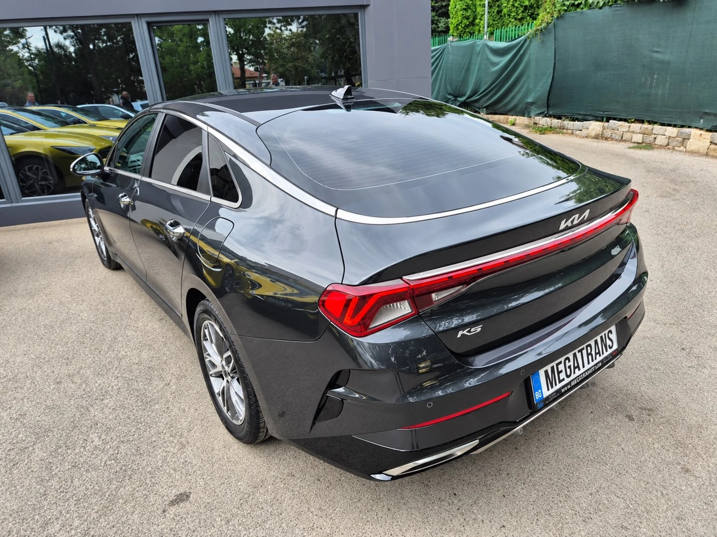 Kia K5 2.0 cm3 LPG наличен в БГ, снимка 3 - Автомобили и джипове - 56080809