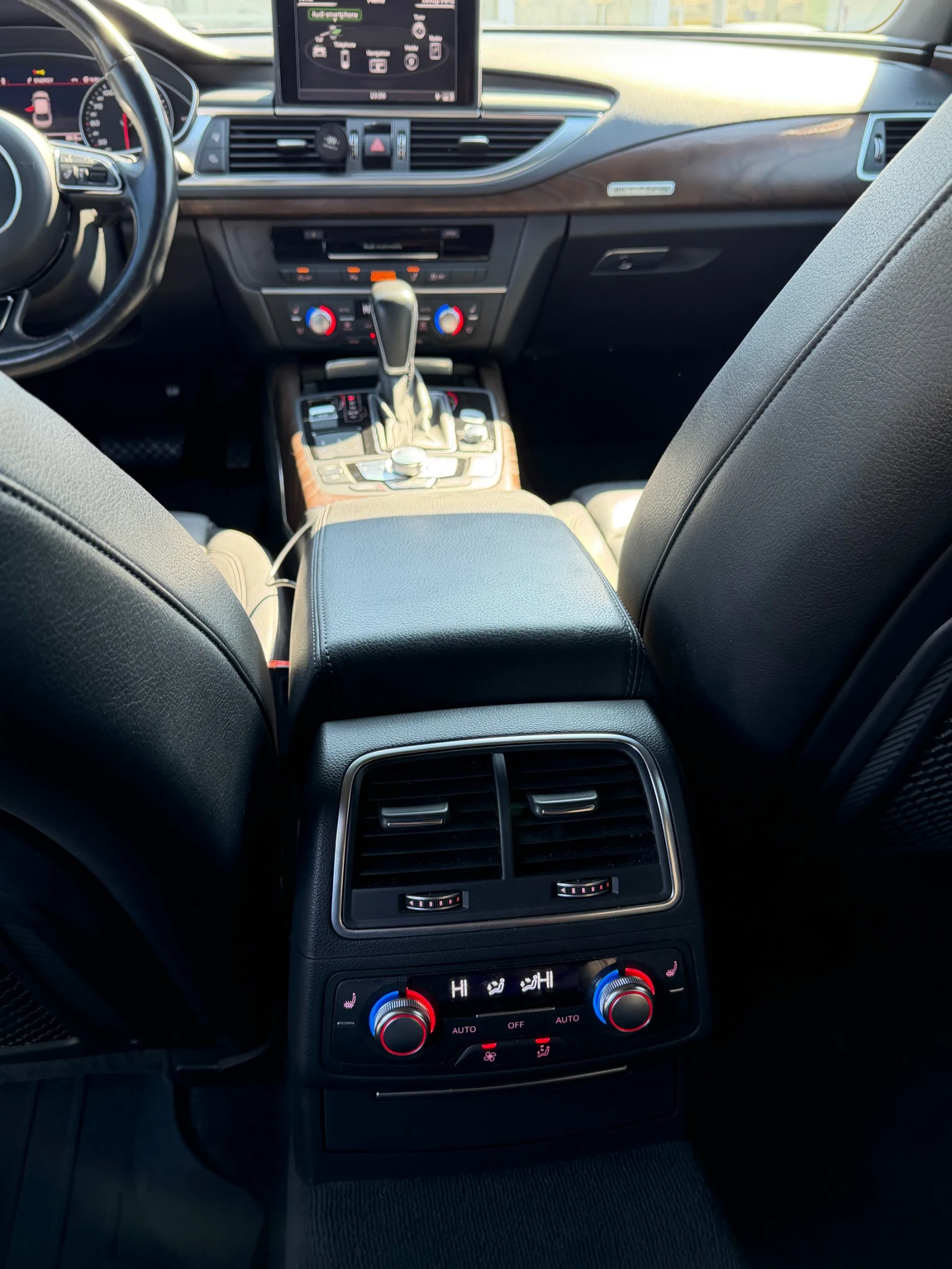 Audi A7 3.0TFSI 333PS AWD, снимка 10 - Автомобили и джипове - 56132891