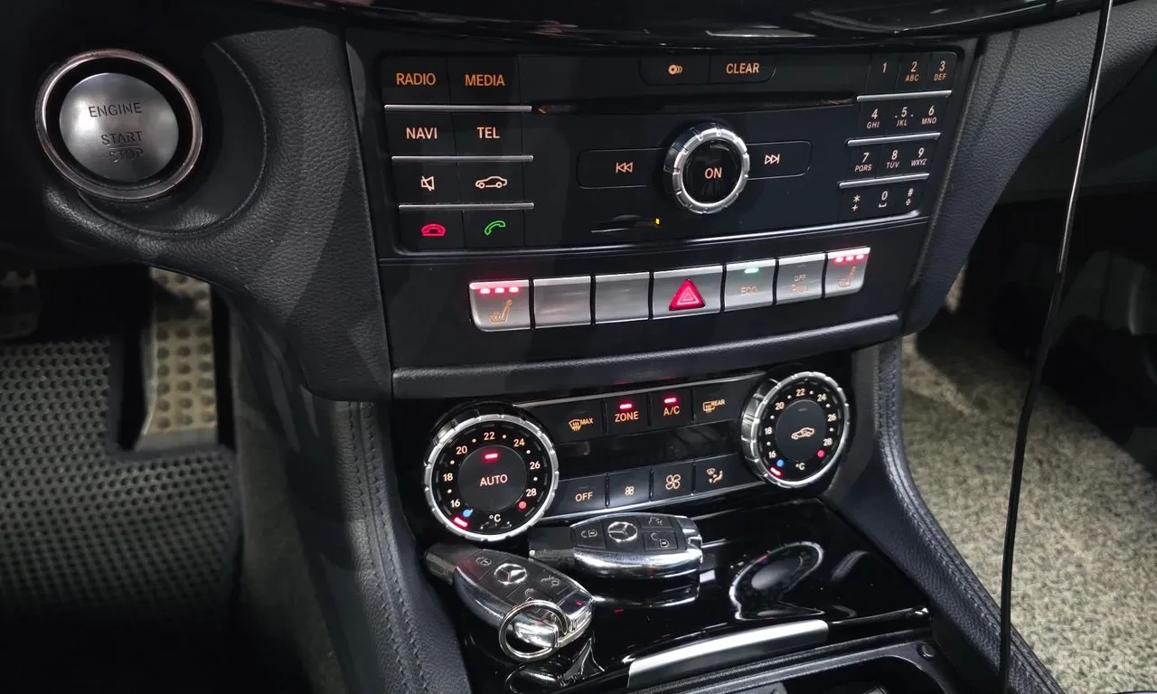 Mercedes-Benz CLS 250 250d* 4MATIC* AMG* 360 * ШИБЕДАХ* NAVI* ПОДГРЕВ, снимка 12 - Автомобили и джипове - 56162642