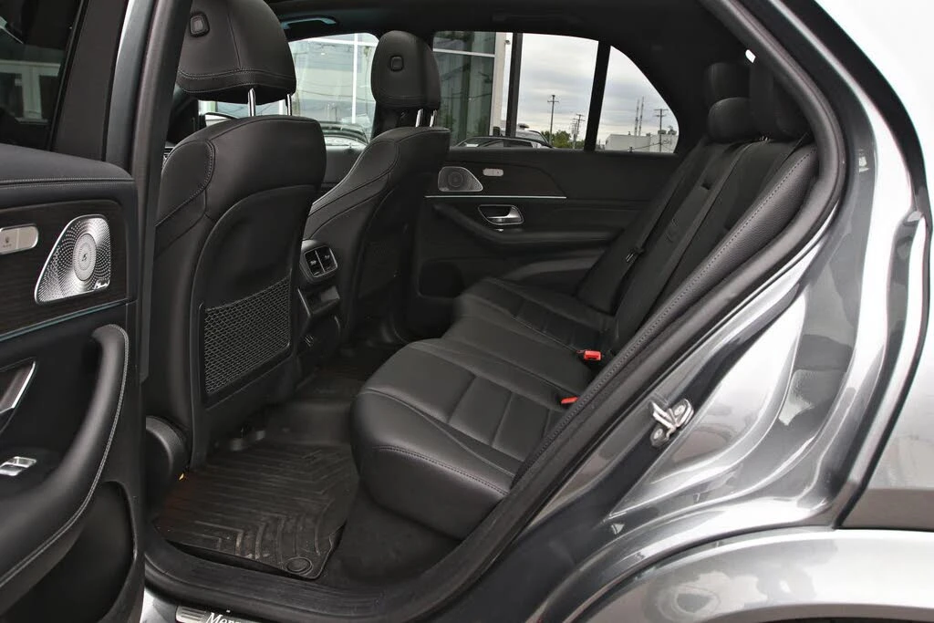Mercedes-Benz GLE 450 4MATIC* AMG LINE* BURMESTER* DISTRONIC* КРАЙНА ЦЕН, снимка 15 - Автомобили и джипове - 56210628