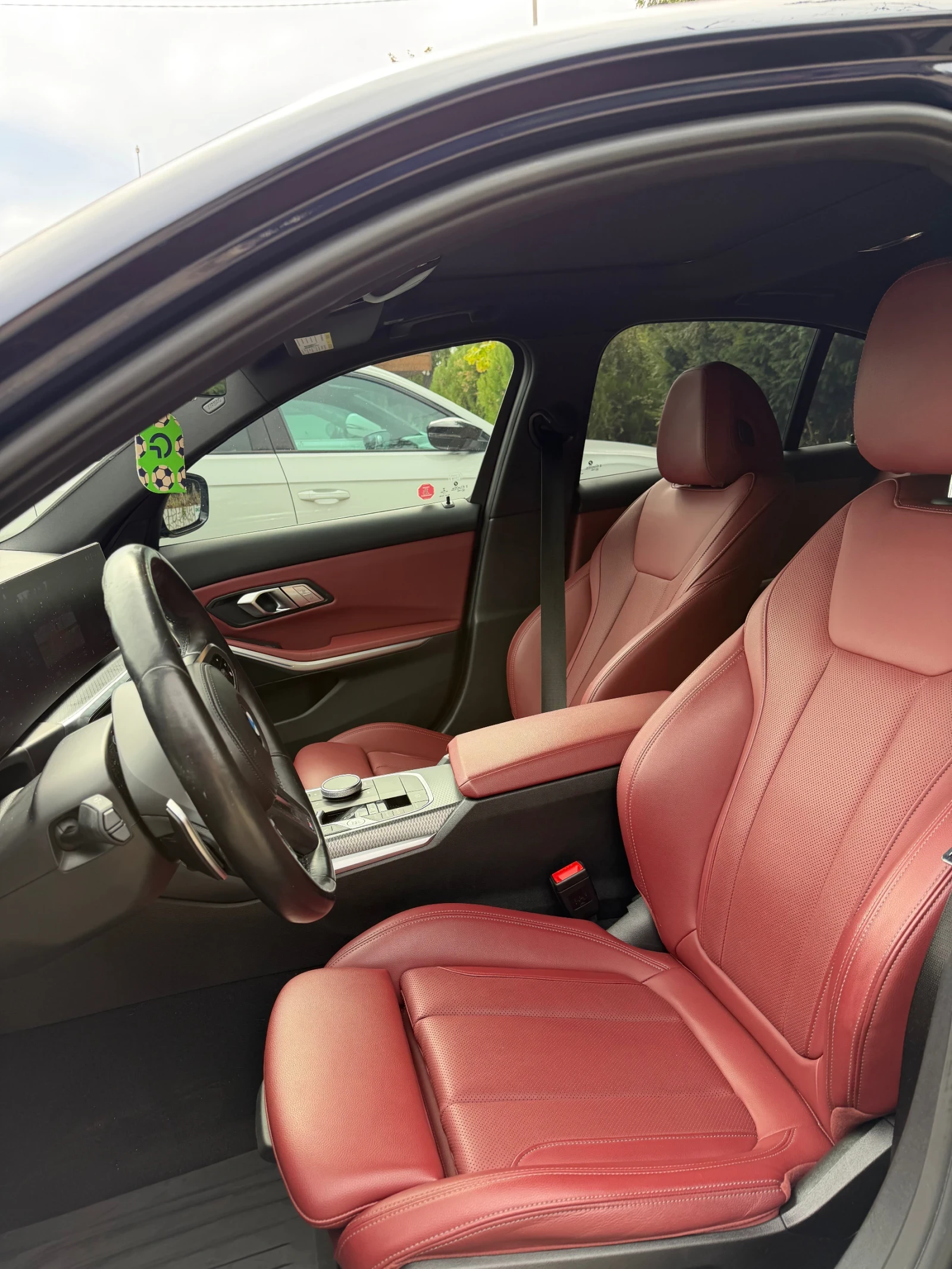 BMW 330 * M Package * xDrive , снимка 8 - Автомобили и джипове - 56232711