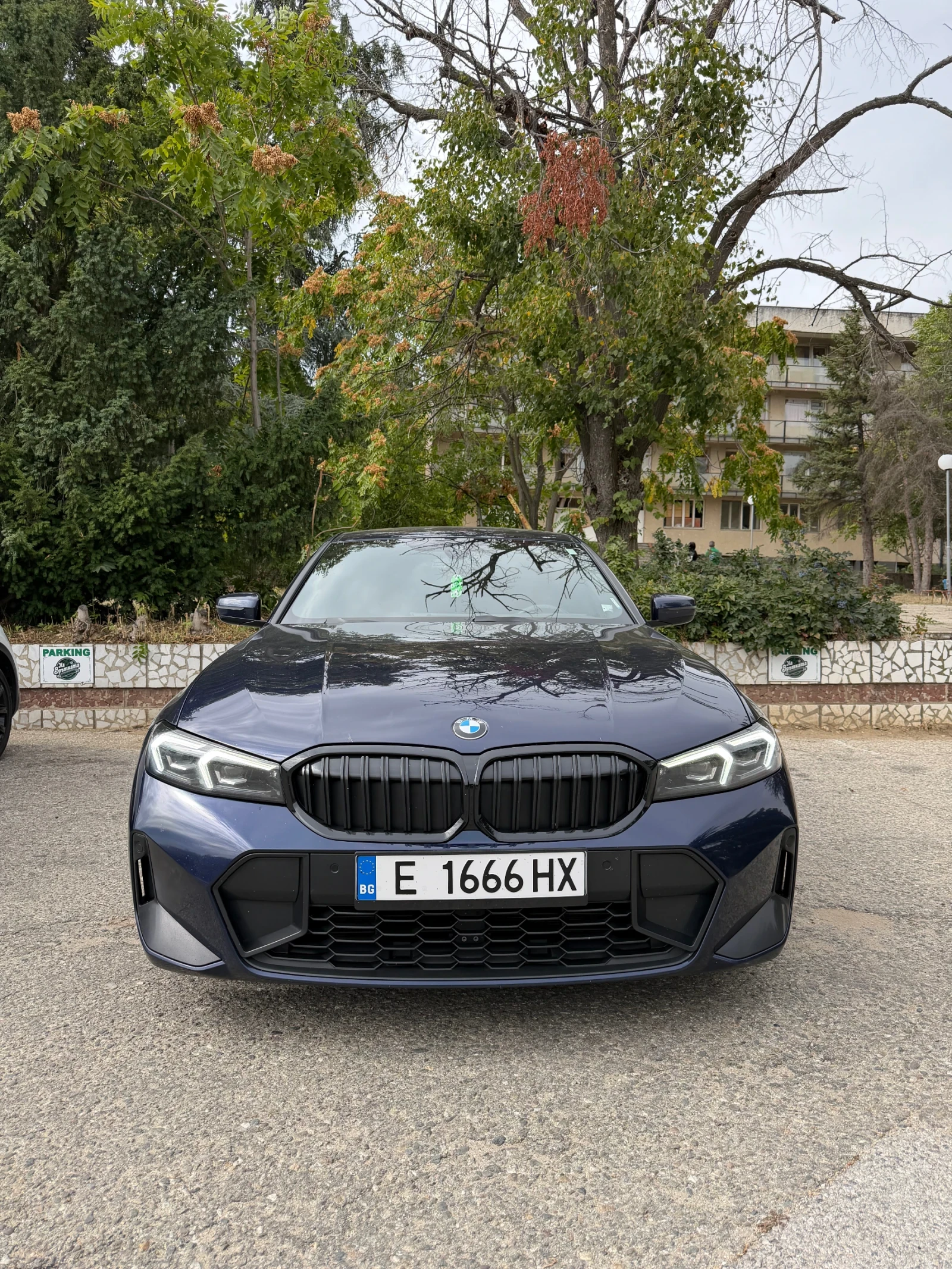 BMW 330 * M Package * xDrive , снимка 2 - Автомобили и джипове - 56232711