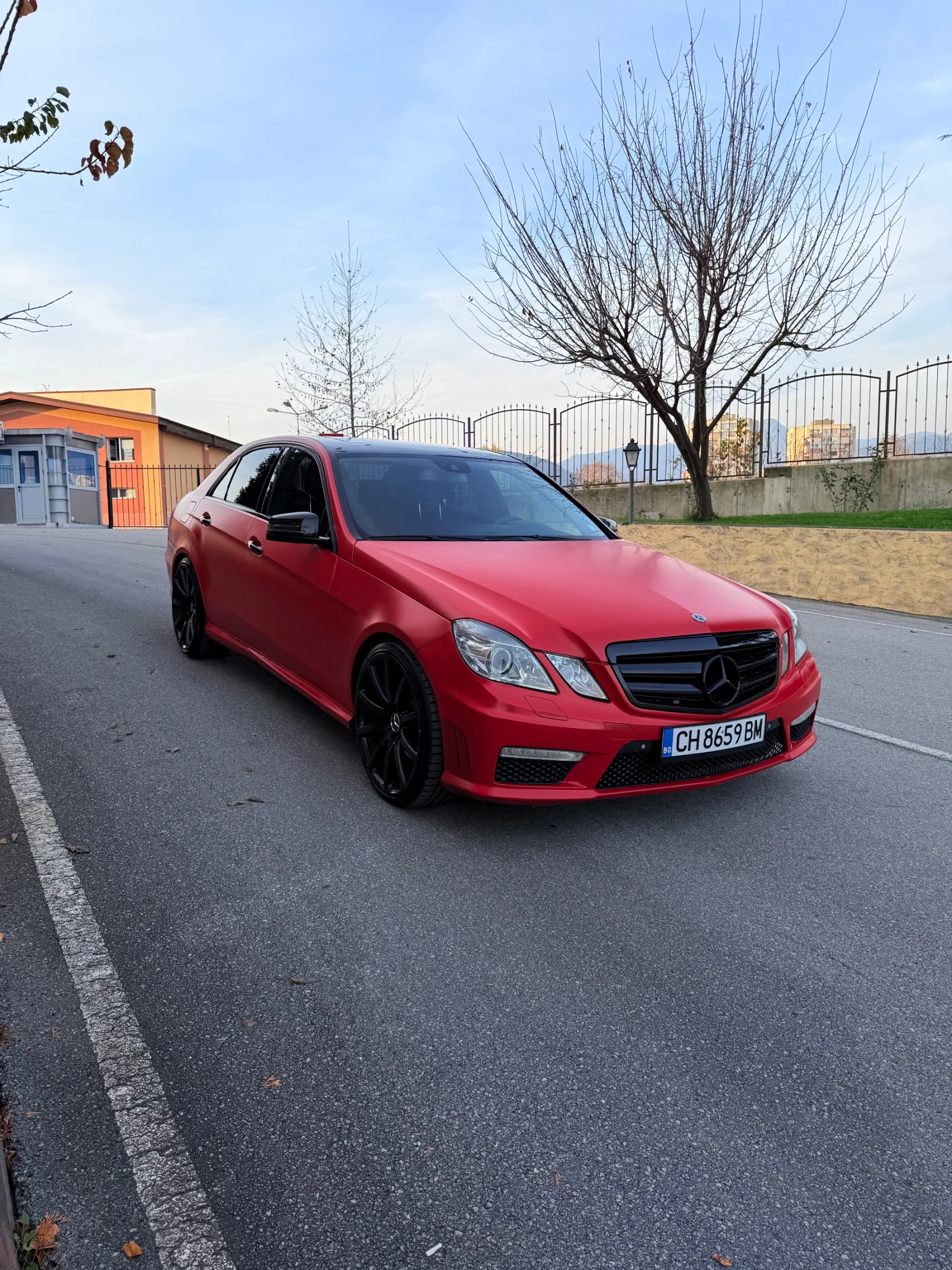 Mercedes-Benz E 350 3.0, снимка 2 - Автомобили и джипове - 56293692