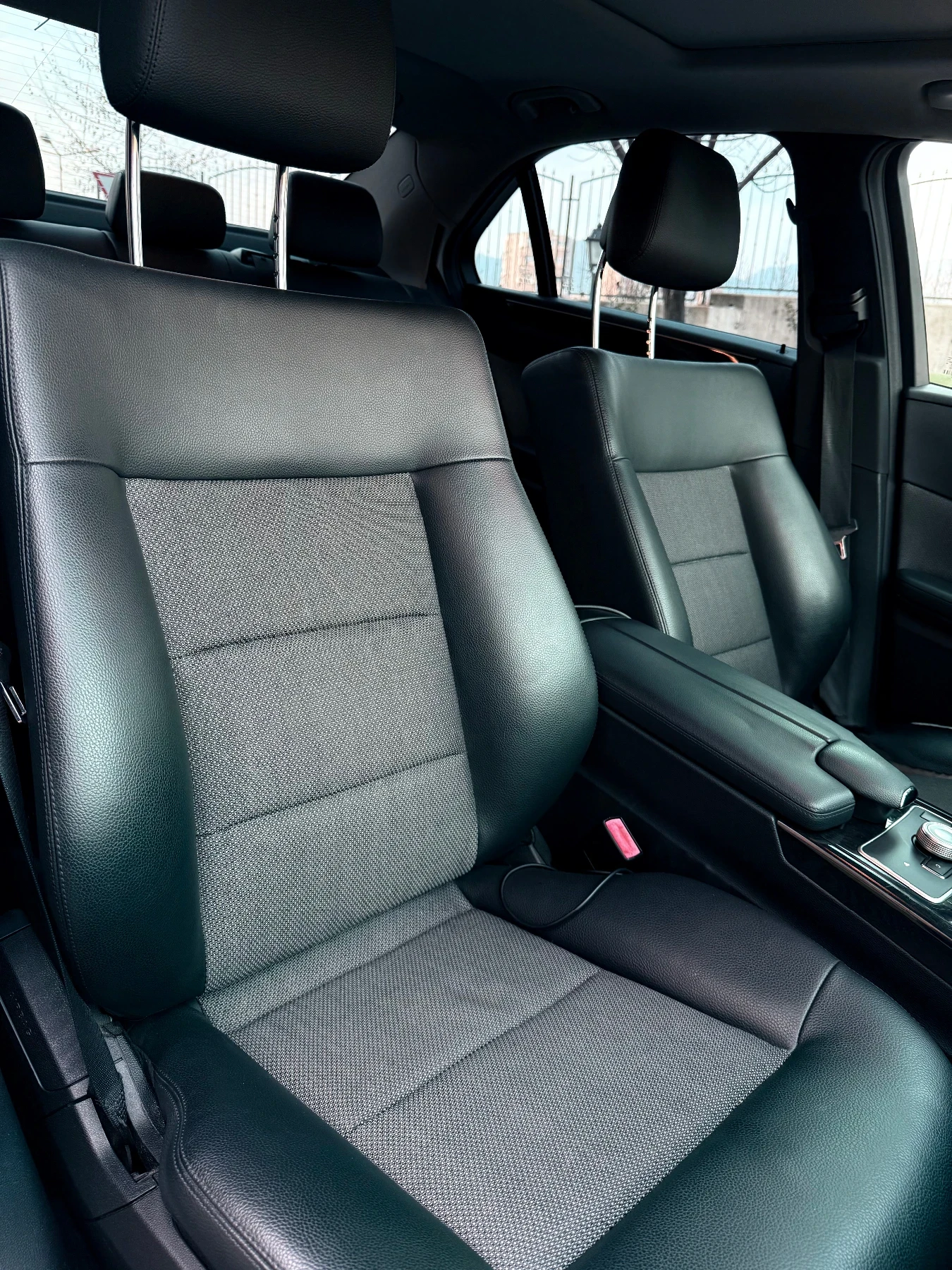 Mercedes-Benz E 350 3.0, снимка 12 - Автомобили и джипове - 56293692