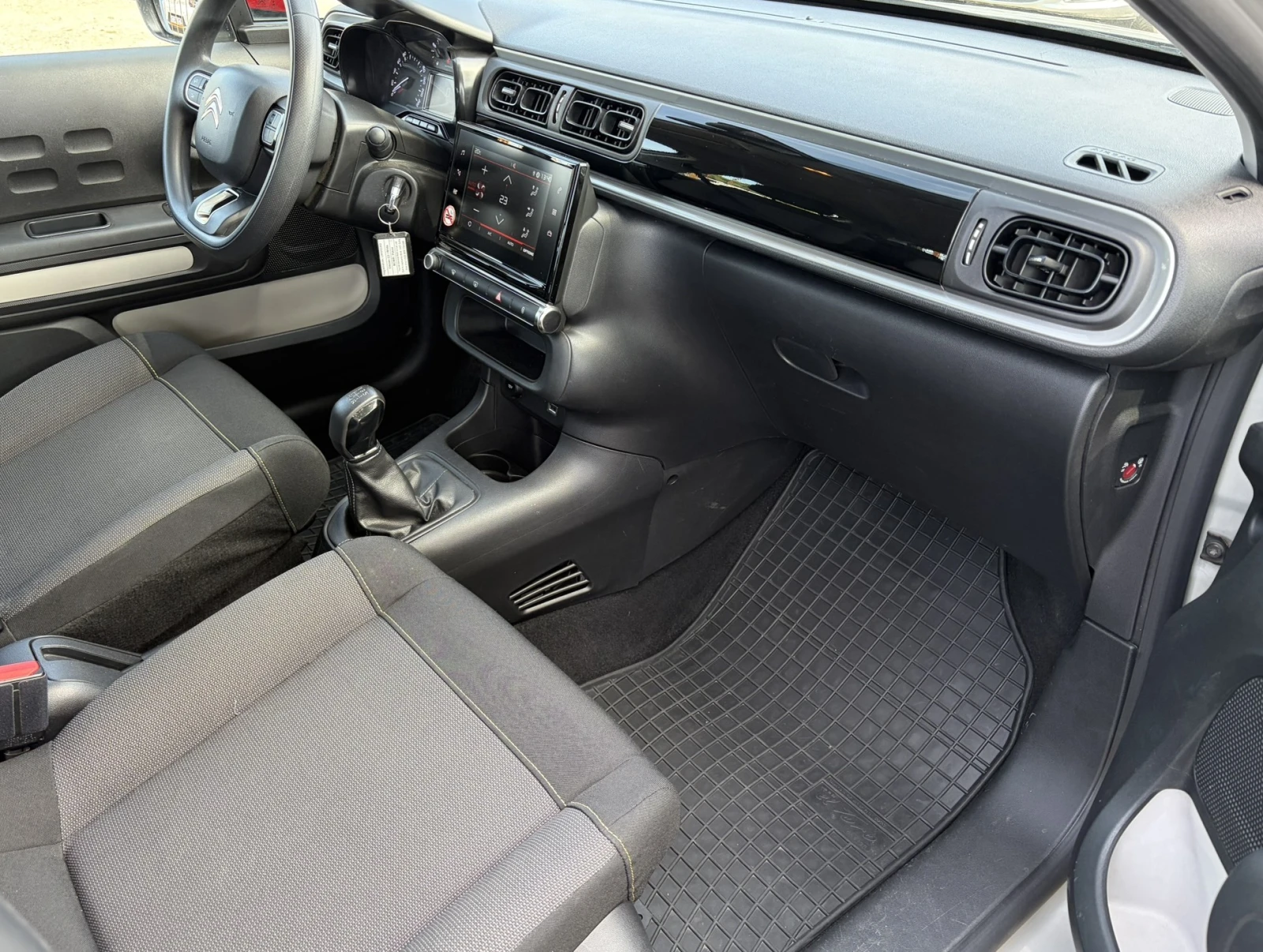 Citroen C3 FEEL PACK, снимка 8 - Автомобили и джипове - 56360056