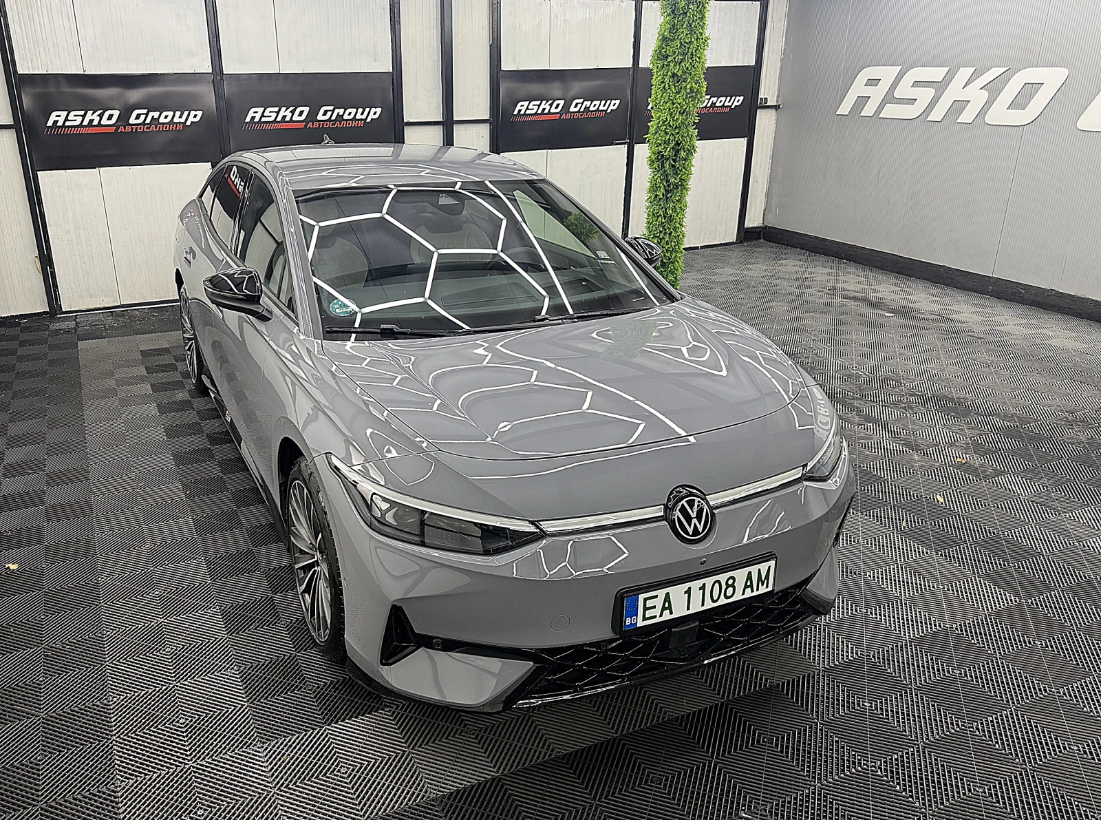 VW ID.7  360 CAM* KEYLESS* DISTR* 91kWh* �������� ������ | Mobile.bg � ����������� 7