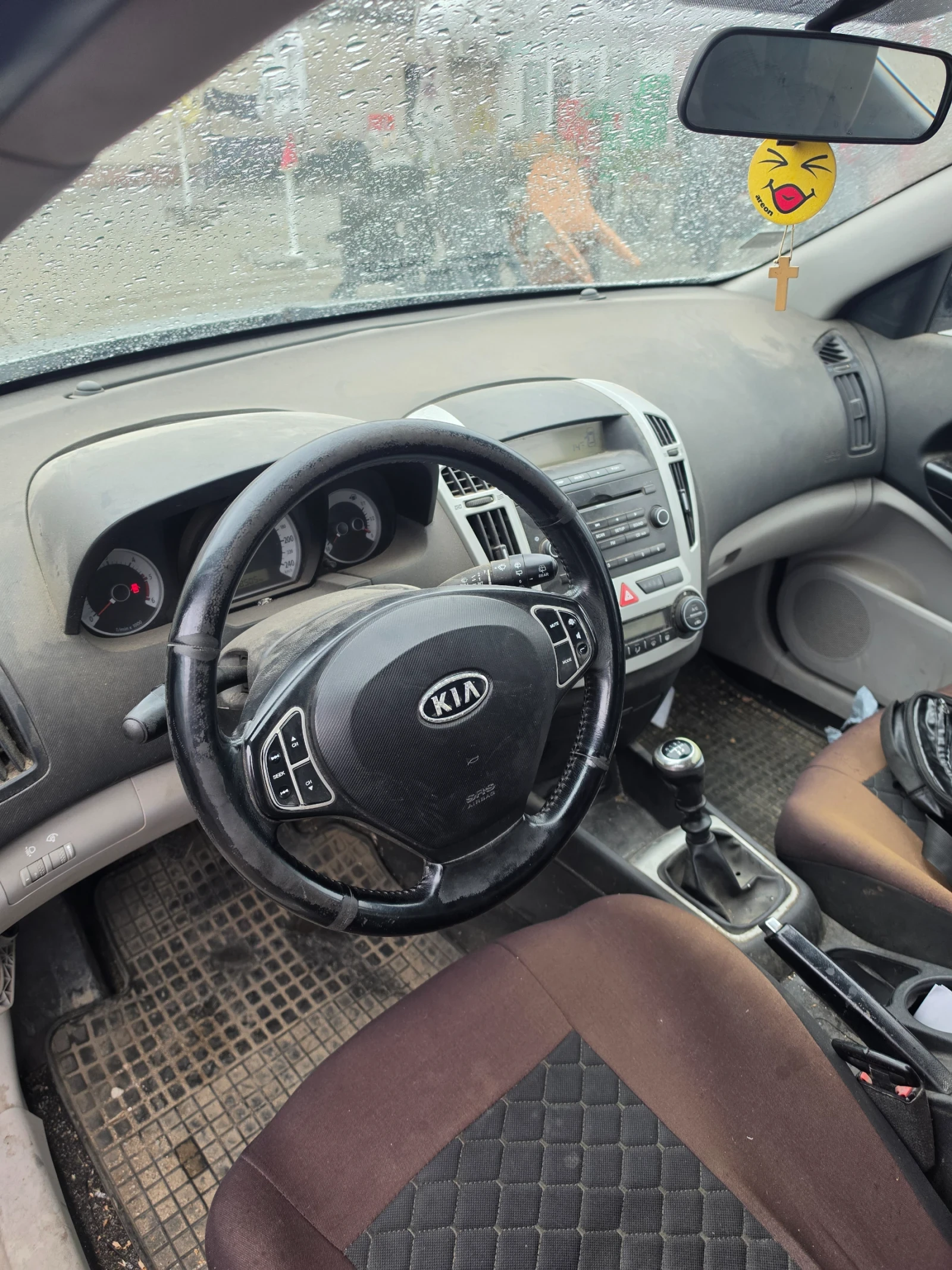 Kia Ceed, снимка 2 - Автомобили и джипове - 56482977
