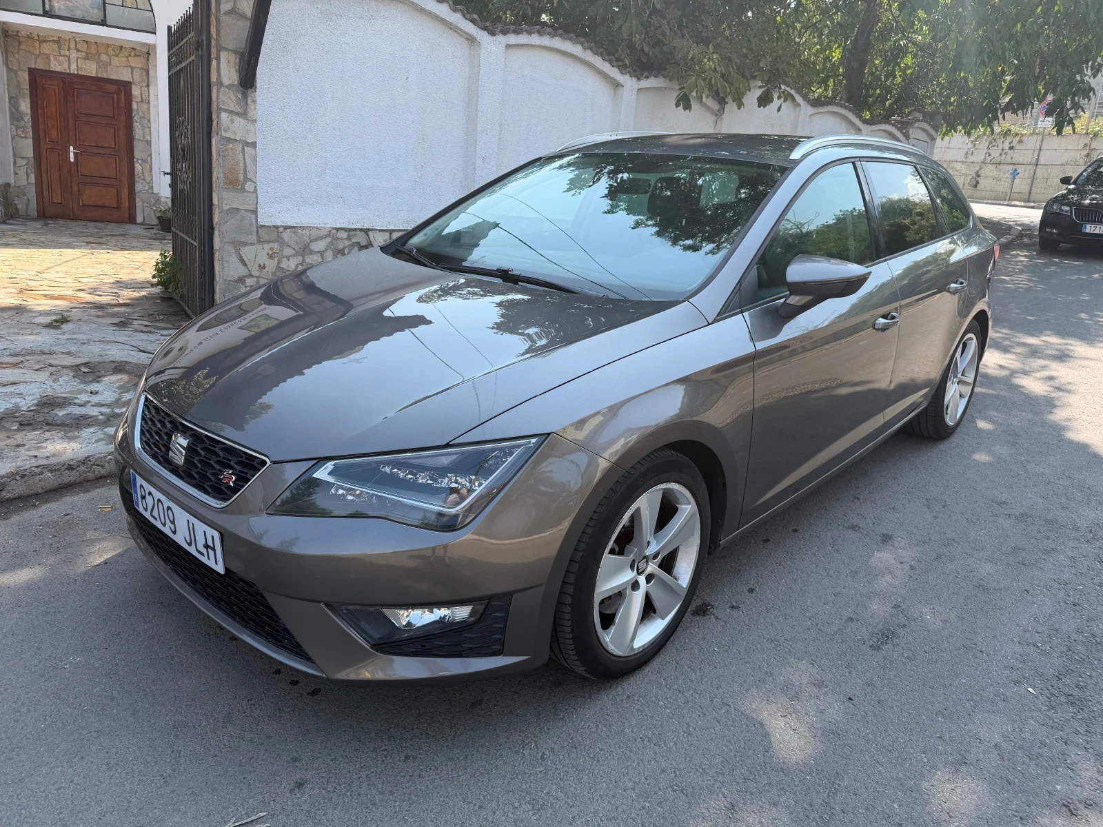 Seat Leon 2.0 184 FR, снимка 10 - Автомобили и джипове - 56617037