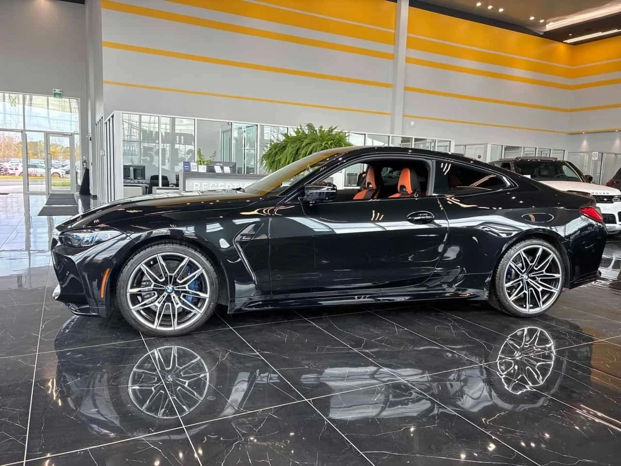 BMW M4, снимка 2 - Автомобили и джипове - 56716882