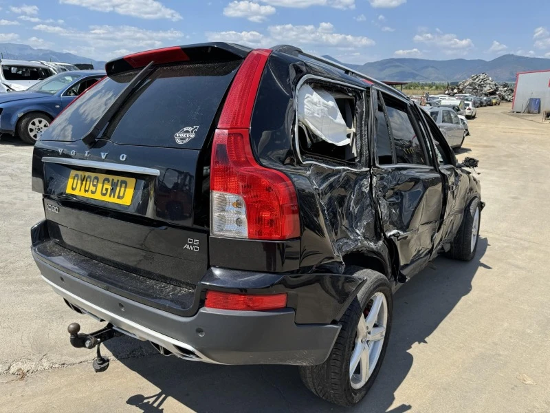 Volvo Xc90 2.4, снимка 2 - Автомобили и джипове - 46739954