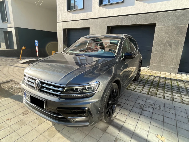 VW Tiguan R-Line 2.0TDI* Панорама* Дистроник* Подгрев* 360* , снимка 1 - Автомобили и джипове - 48504591