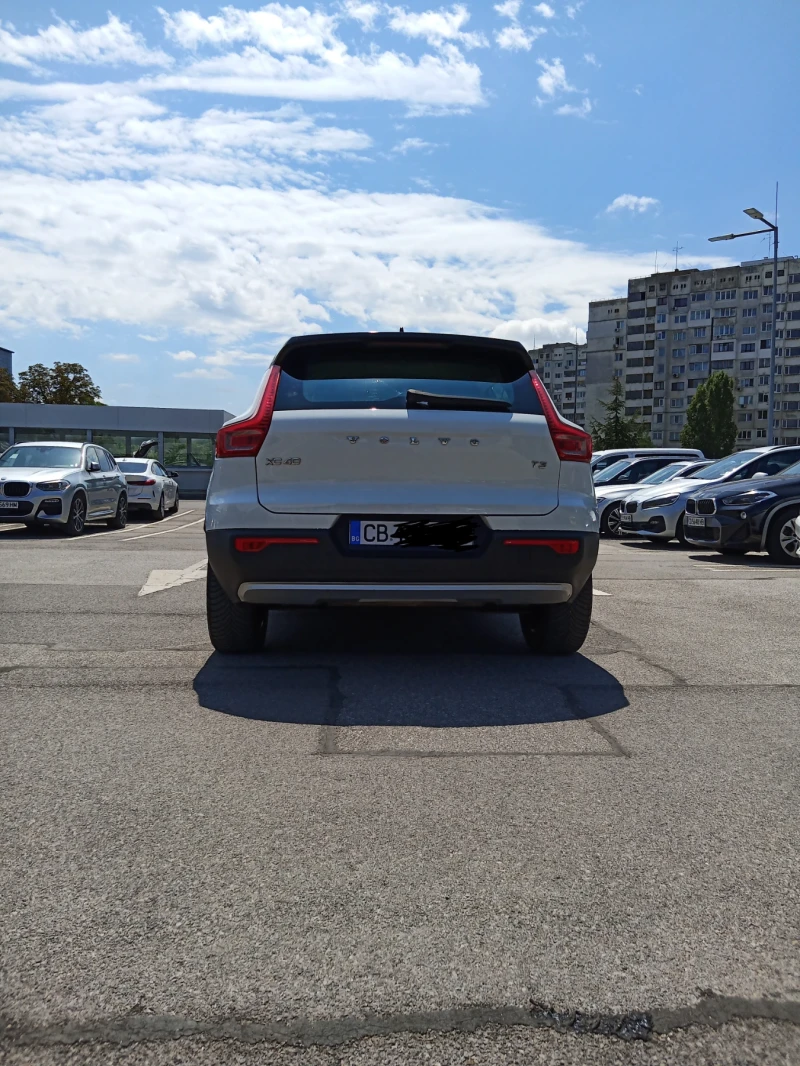 Volvo XC40 Т3 Momentum , снимка 2 - Автомобили и джипове - 51201399