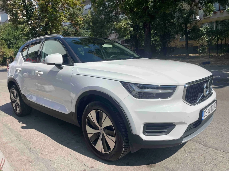 Volvo XC40 Т3 Momentum , снимка 16 - Автомобили и джипове - 51201399