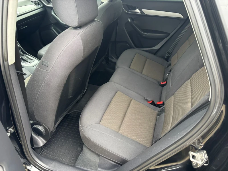Audi Q3 Audi Q3, 177 к.с, 4х4, снимка 13 - Автомобили и джипове - 52311291