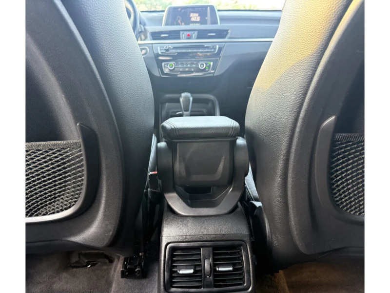 BMW X1 * xDrive28i Sports Activity Vehicle Automatic * CA, снимка 15 - Автомобили и джипове - 53000913