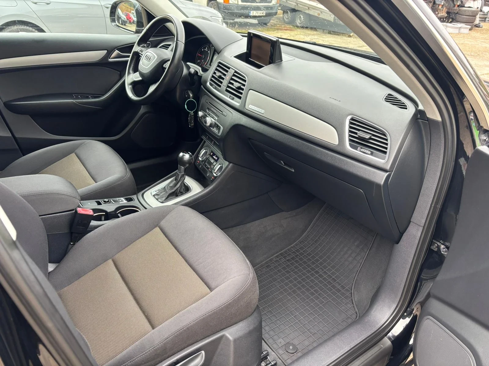 Audi Q3 Audi Q3, 177 ., 44 | Mobile.bg   7