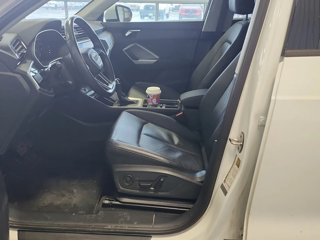 Audi Q3 * KOMFORT * CARFAX * БЕЗ ПЪРВОНАЧАЛНА ВНОСКА - изображение 5